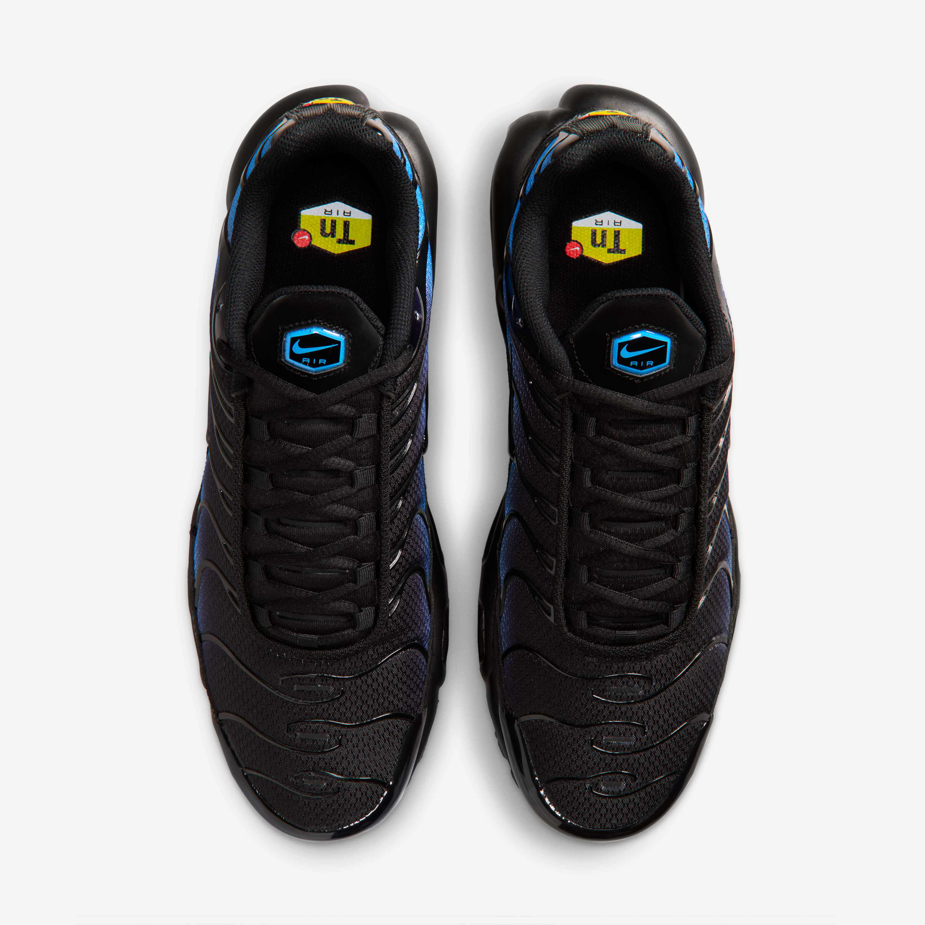 Nike Air Max Plus image number 3