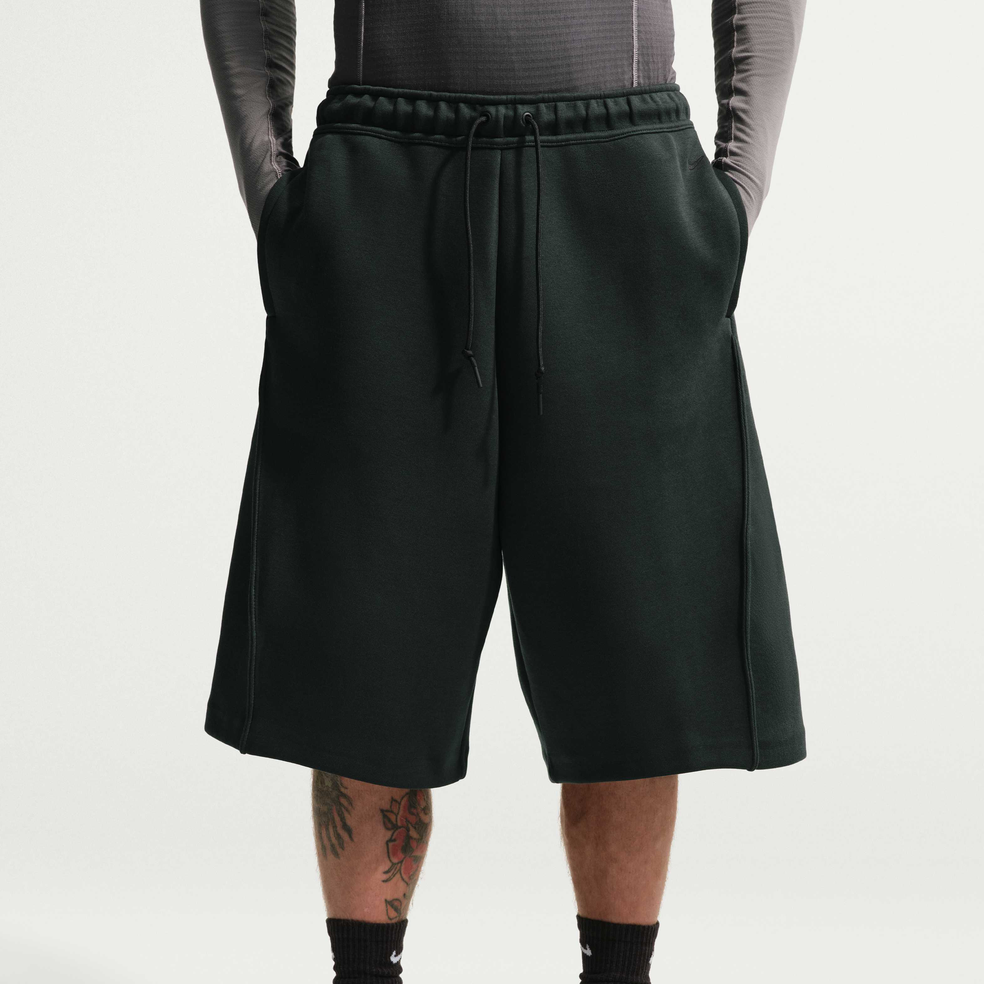Nike Tech image number 1