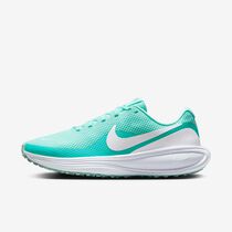 Nike Revolution 8