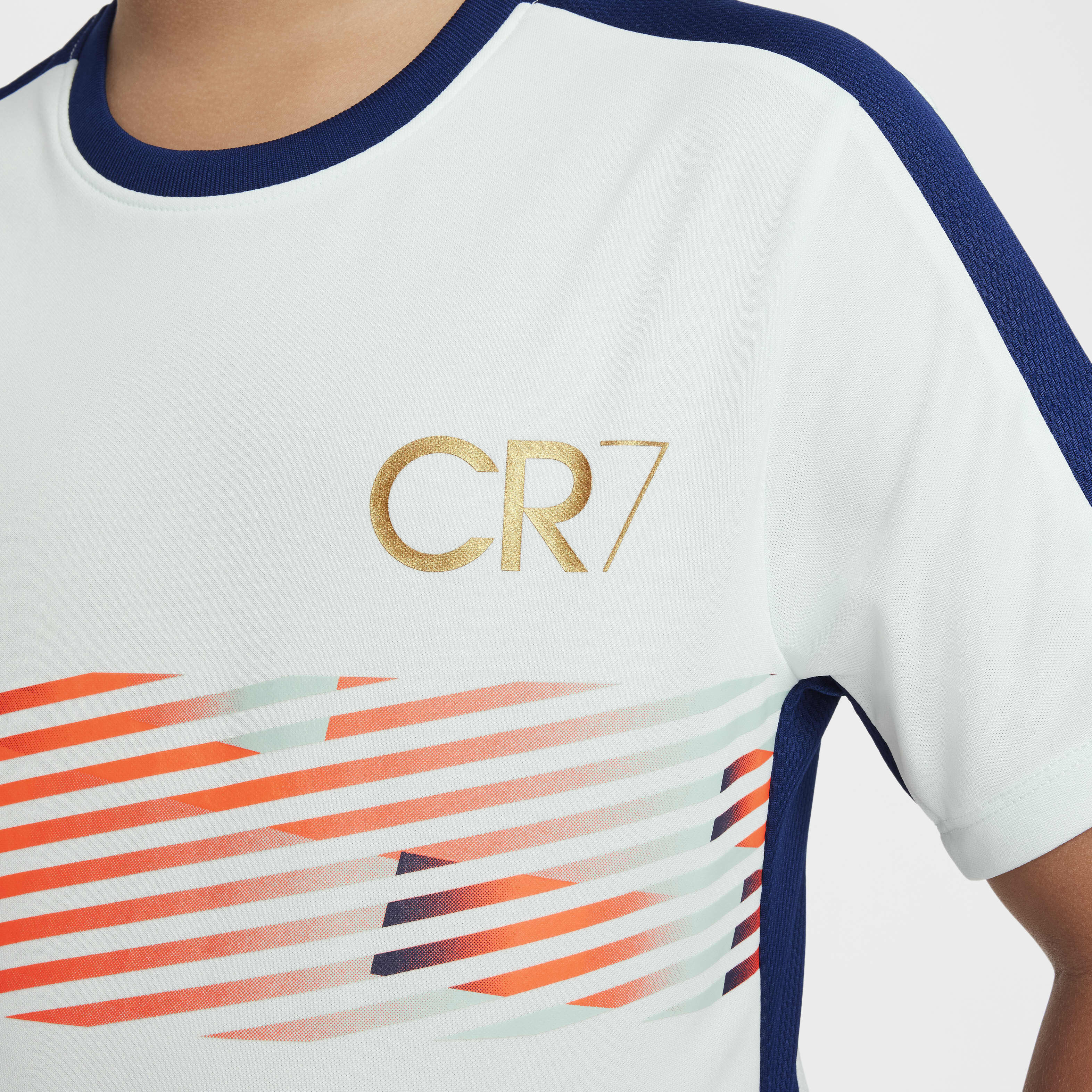 Nike t shirt cr7 on sale