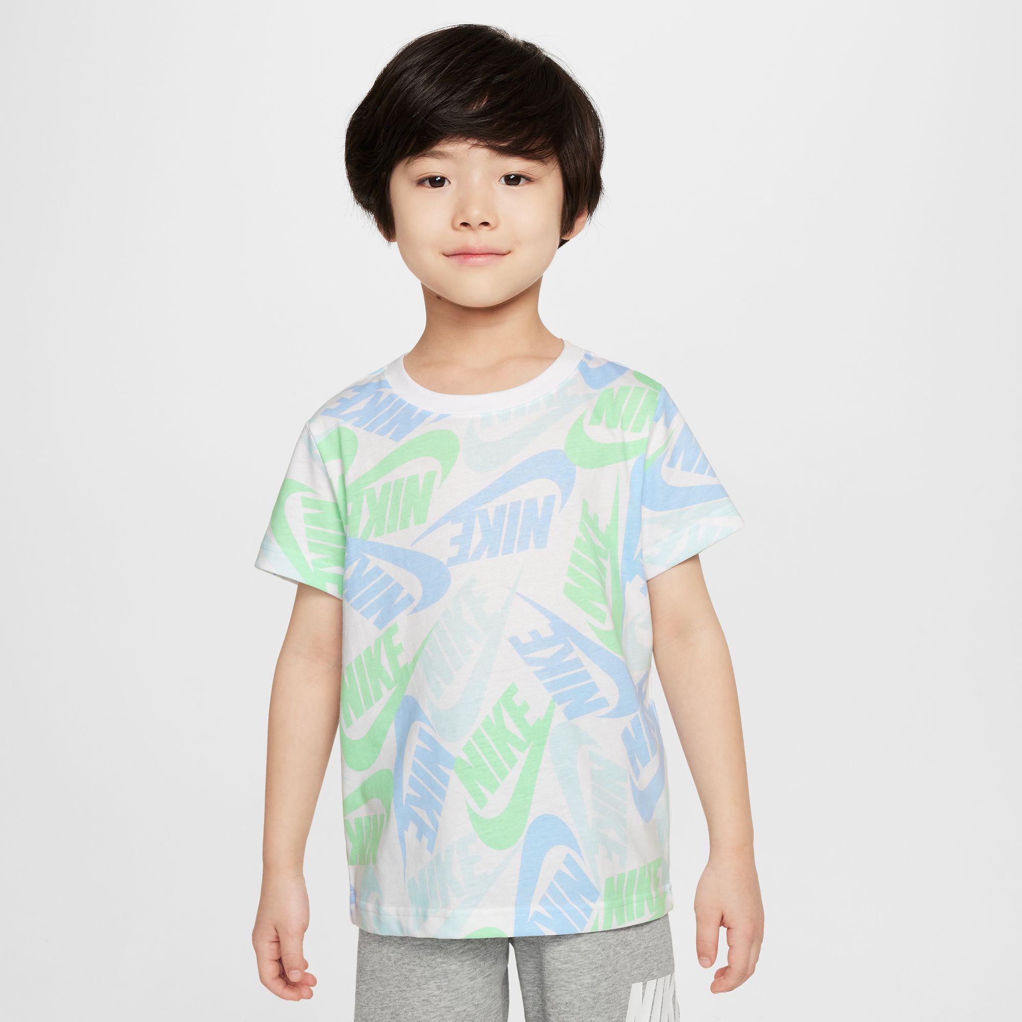 نايكي سبورتسوير image number 1