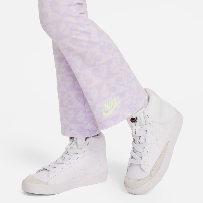 Nike Sweet Swoosh image number 2 Nike Sweet Swoosh image number 2