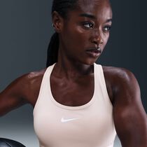 Nike Swoosh Medium-Support