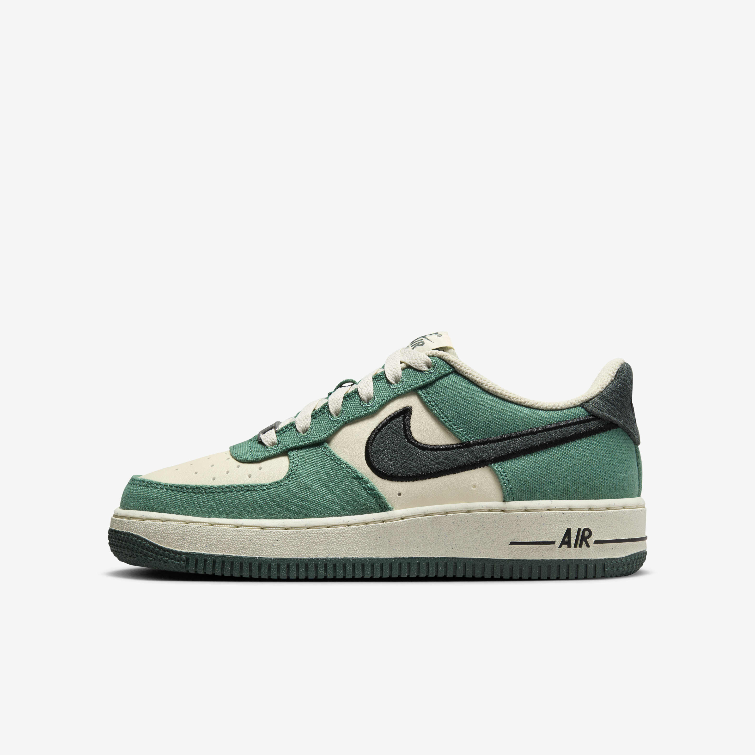 Buy Nike Air Force 1 LV8 Older Kids Shoes Nike Kuwait Official