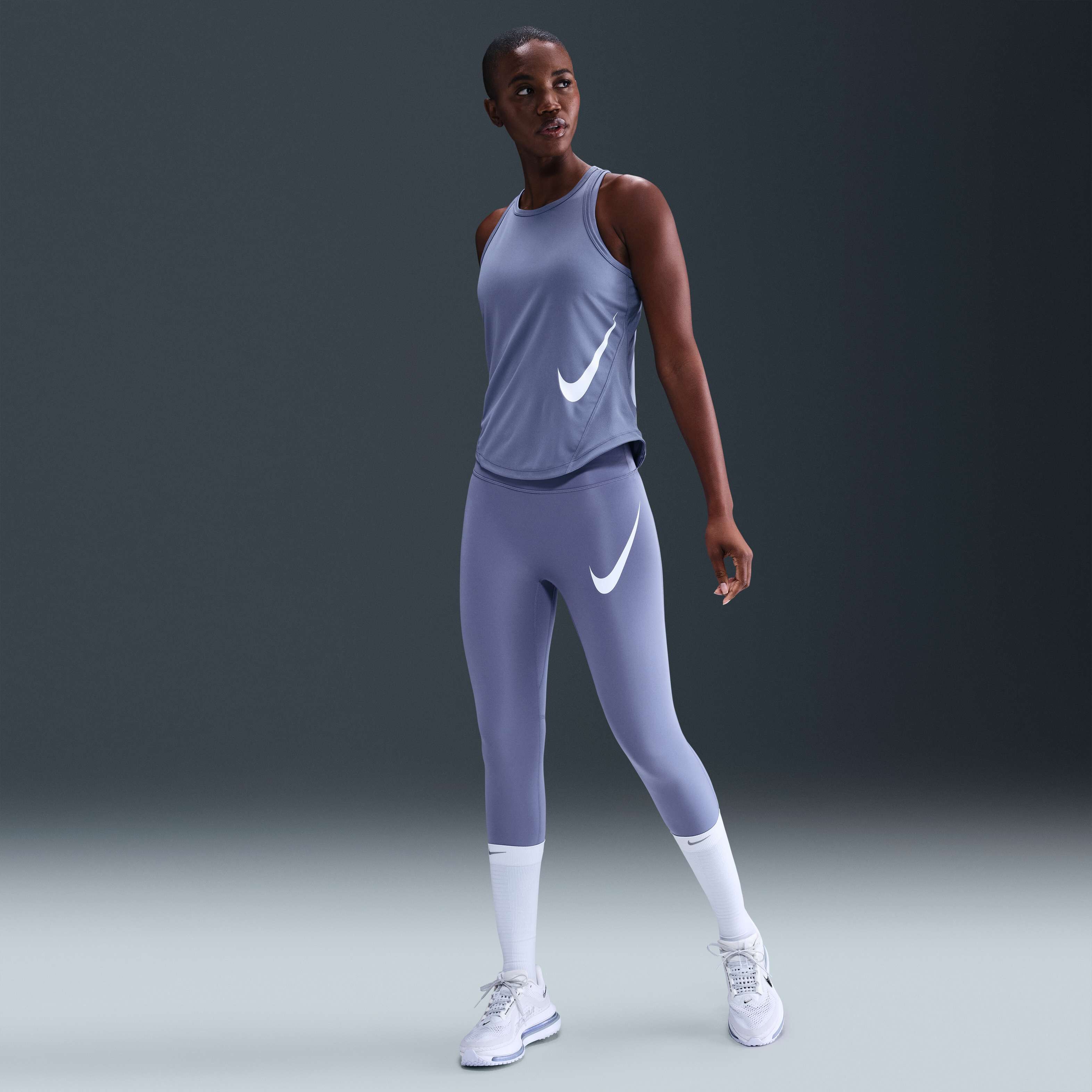 Nike Tempo Swoosh Run image number 0