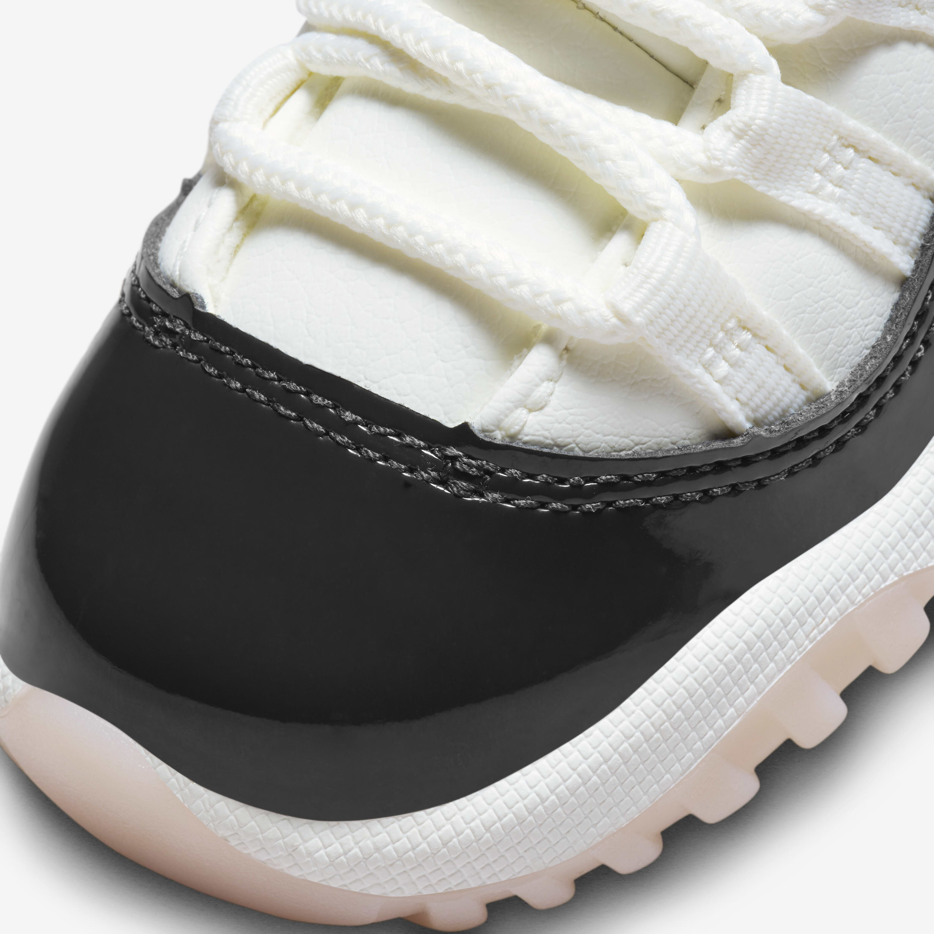 Jordan 11 Retro image number 6