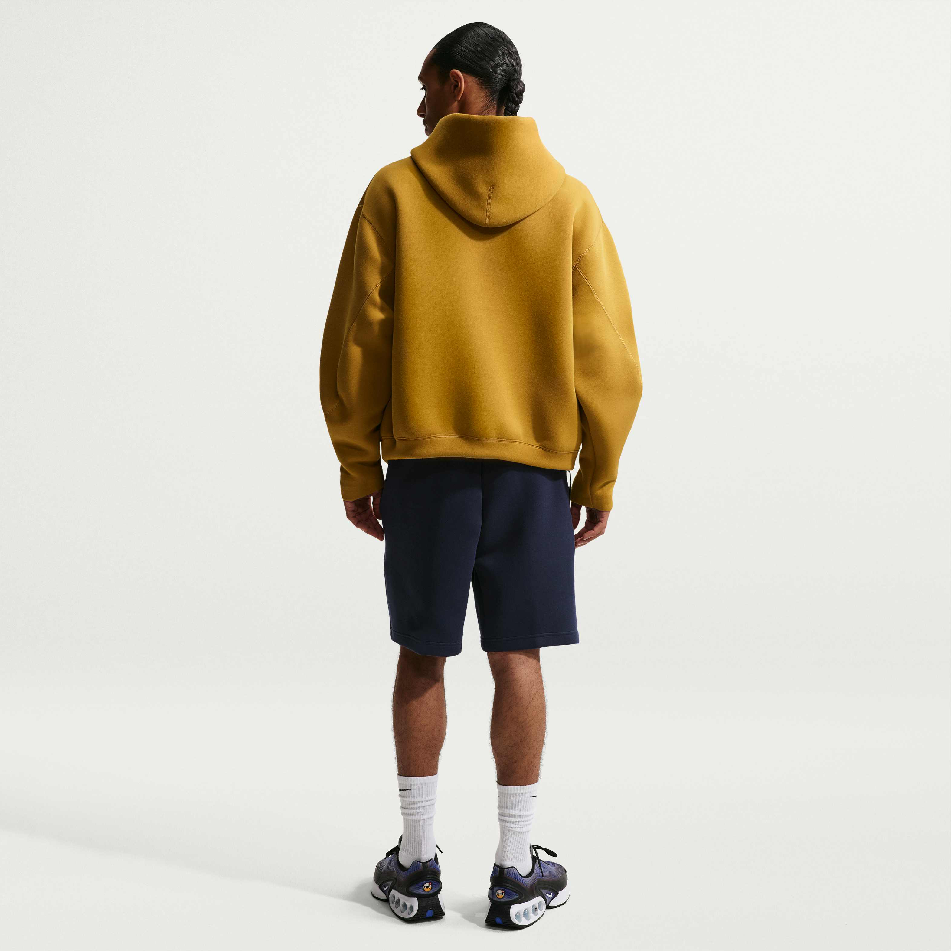 Nike Tech image number 4