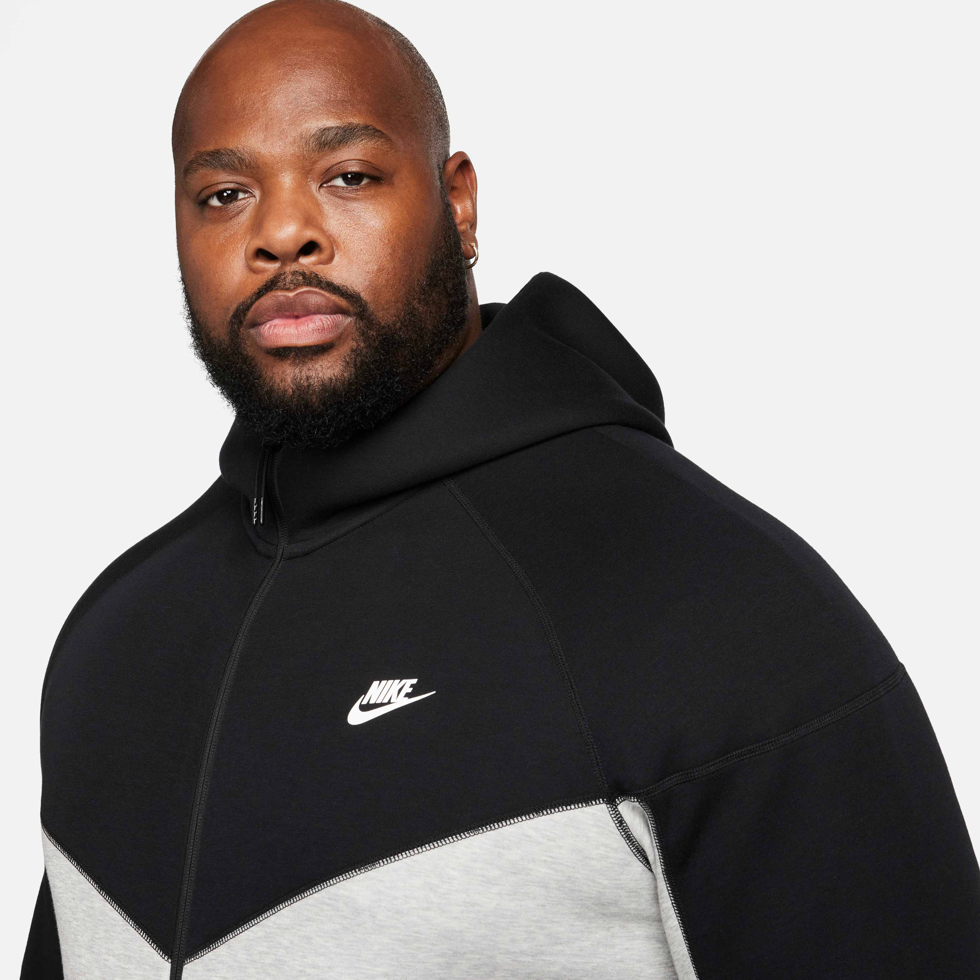 نايكي سبورتسوير تك فليس ويندرانر image number 10