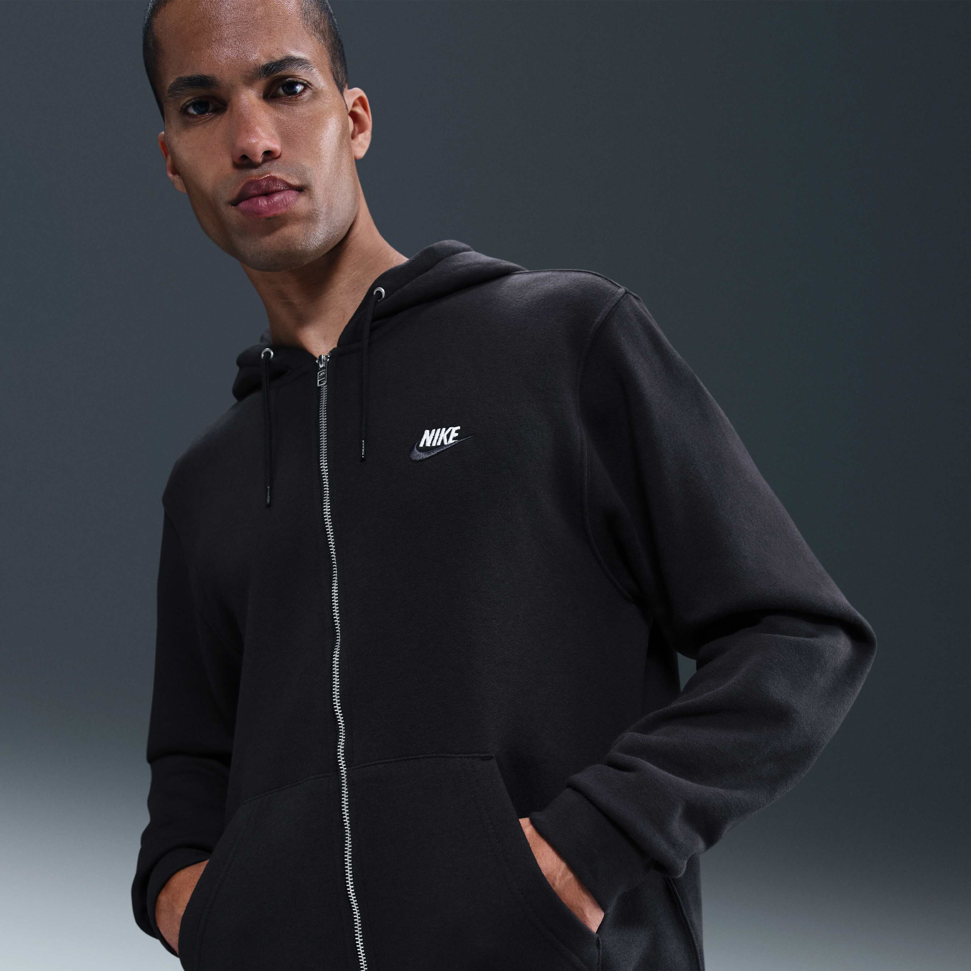 Nike Sportswear Club image number 0