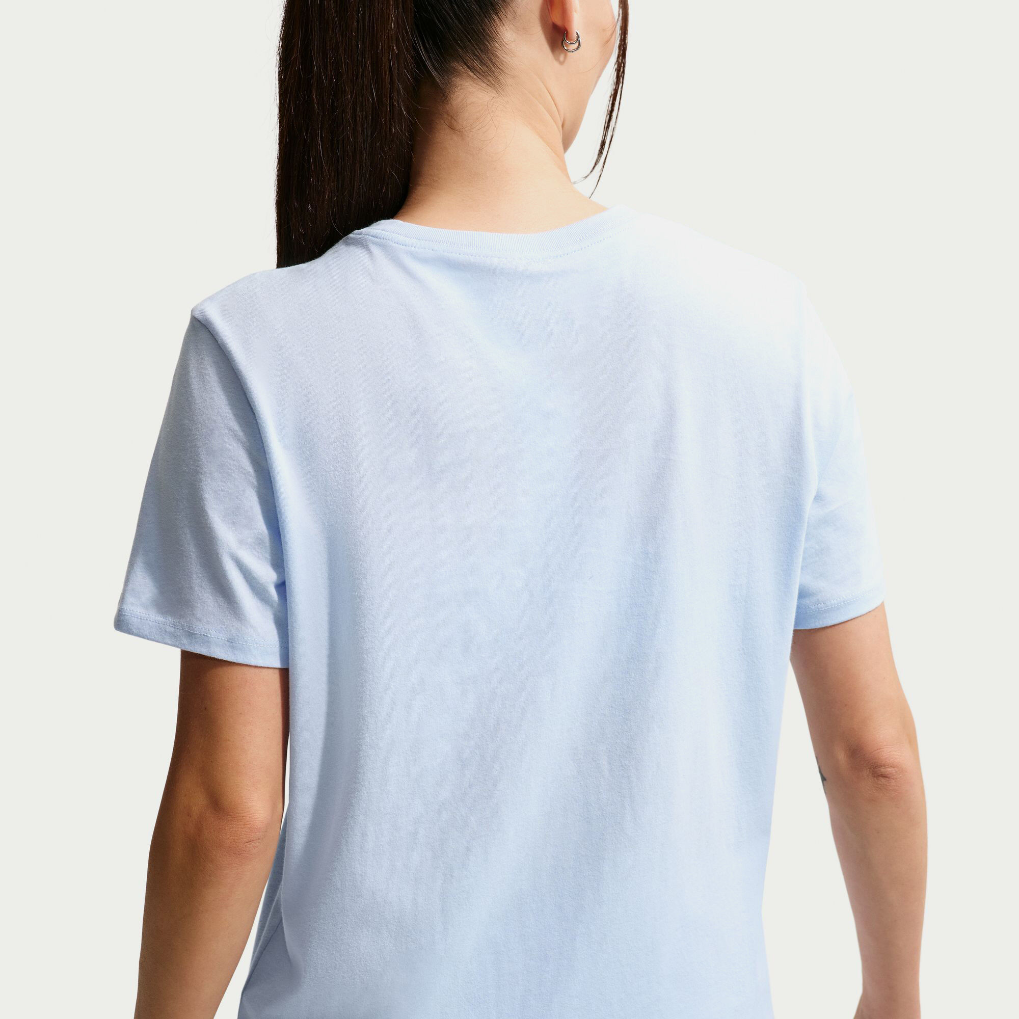 Nike Sportswear Essentials image number 3