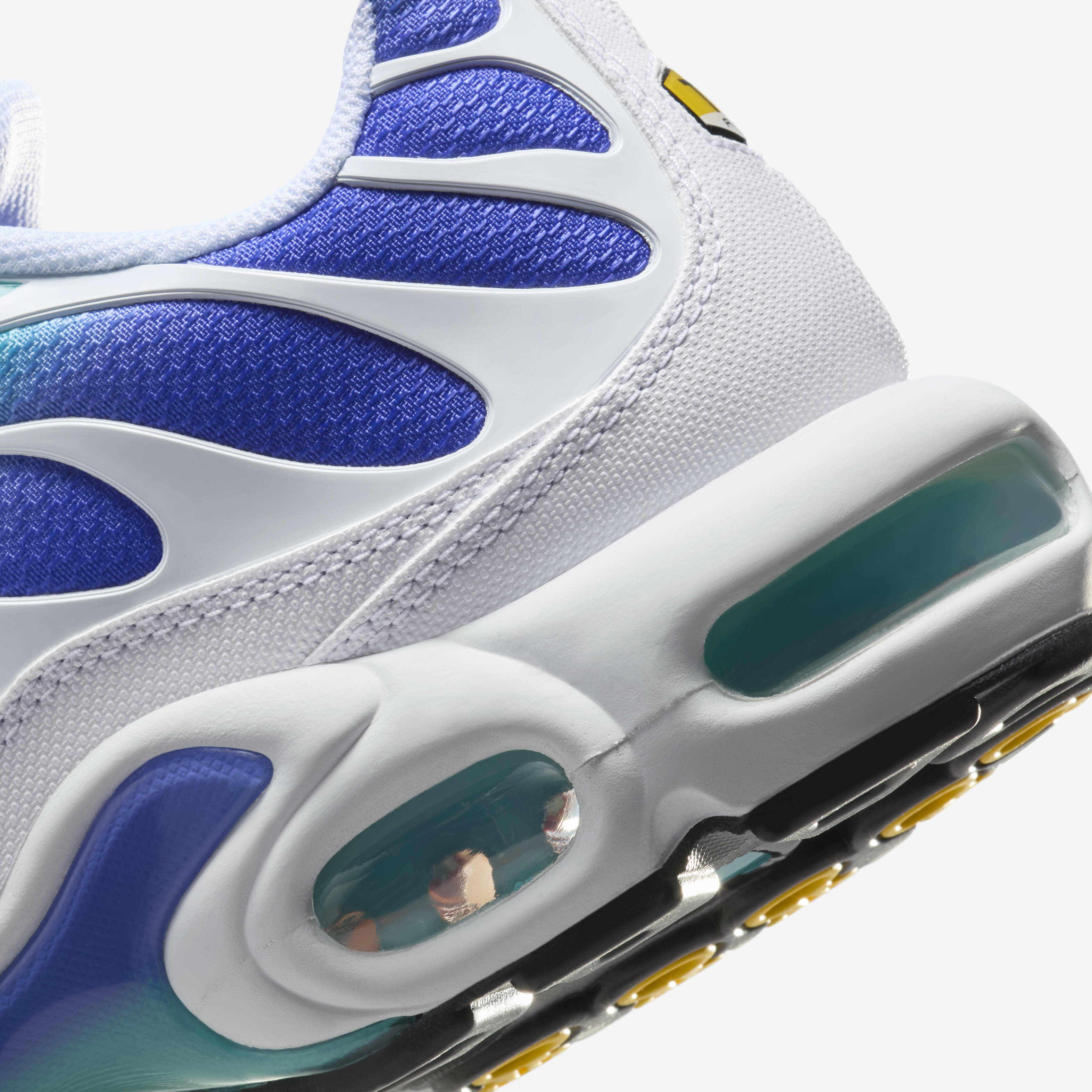 Nike Air Max Plus image number 7