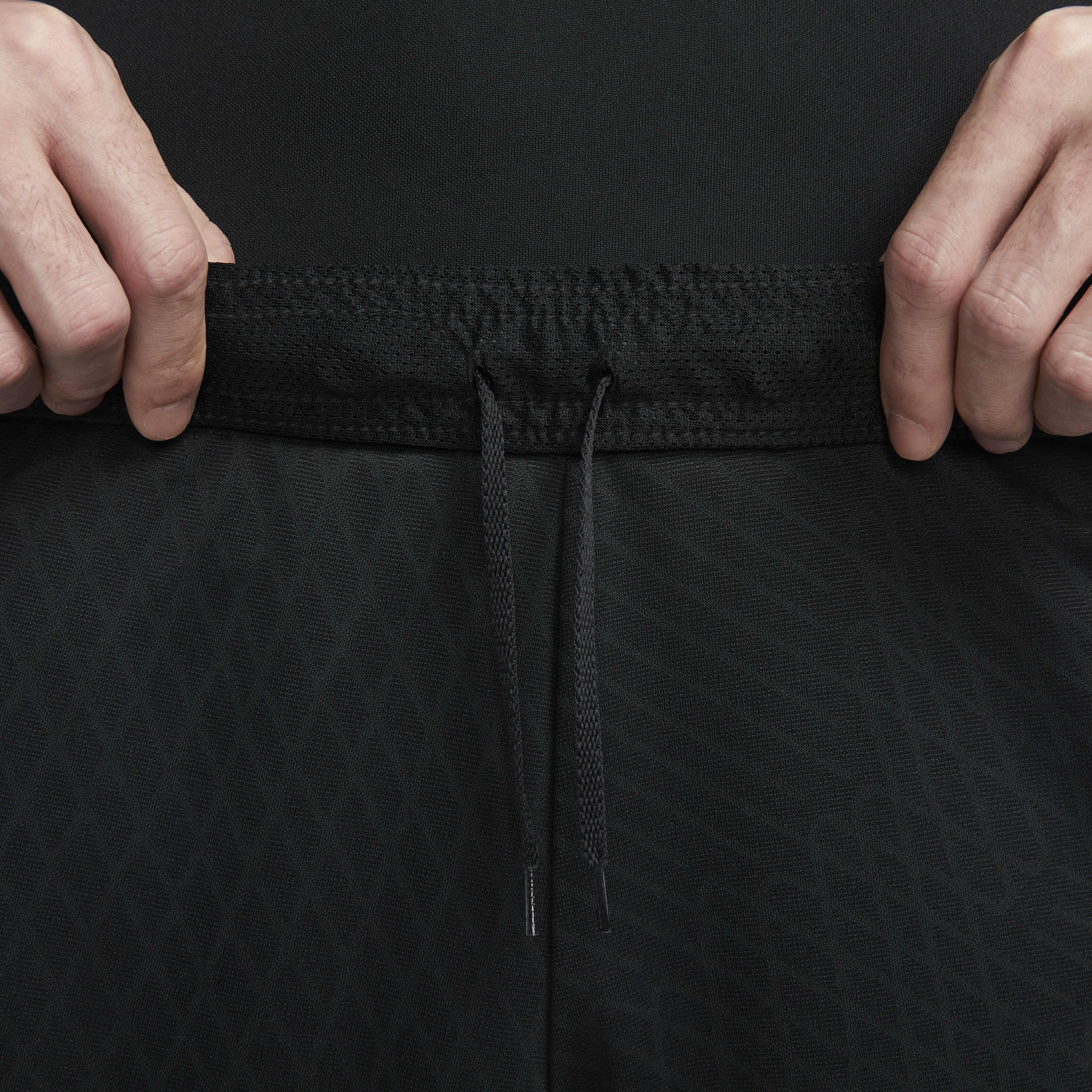 ليفربول اف.سي. سترايك image number 6