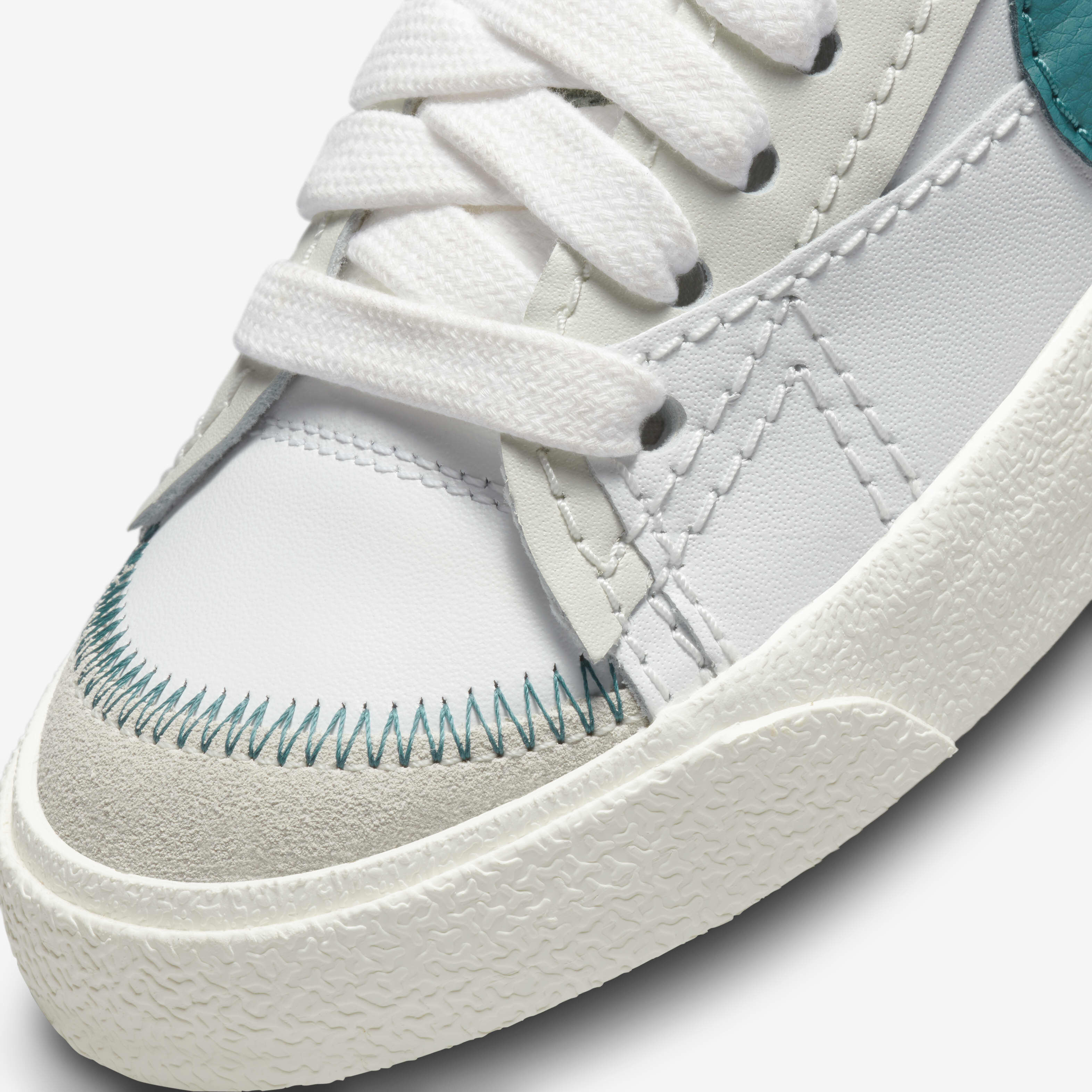 Nike Blazer Low '77 Jumbo image number 6