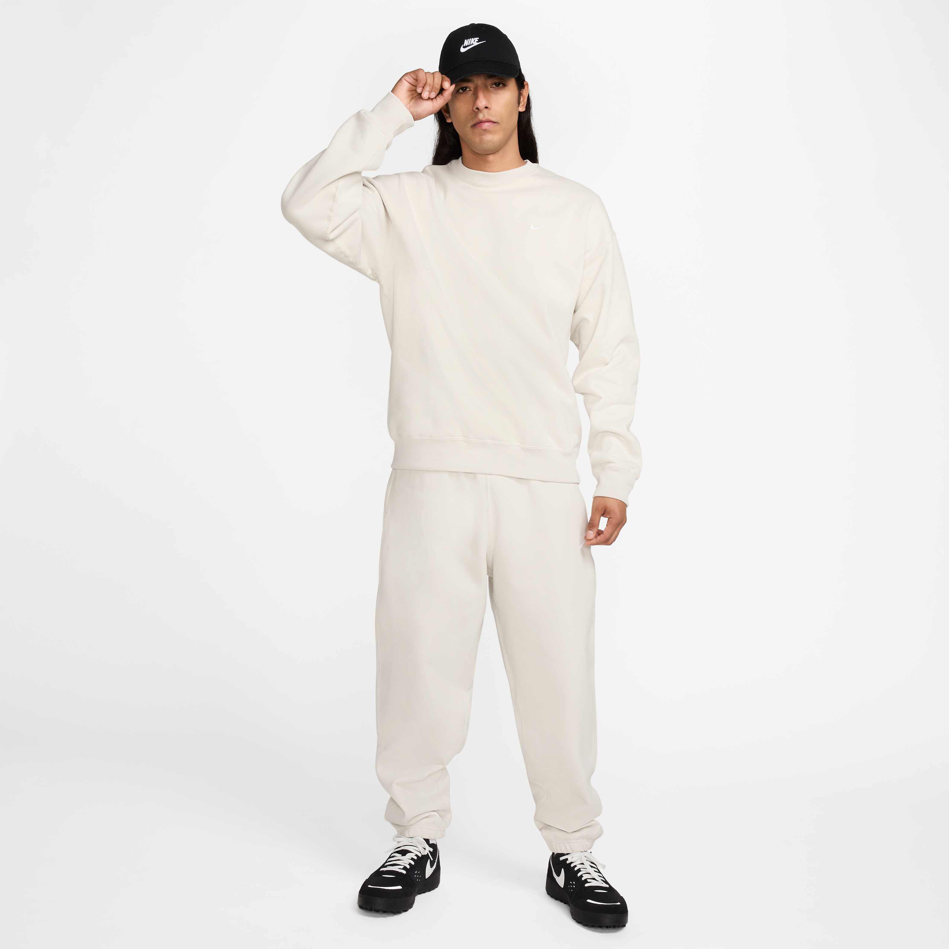Nike Solo Swoosh image number 5