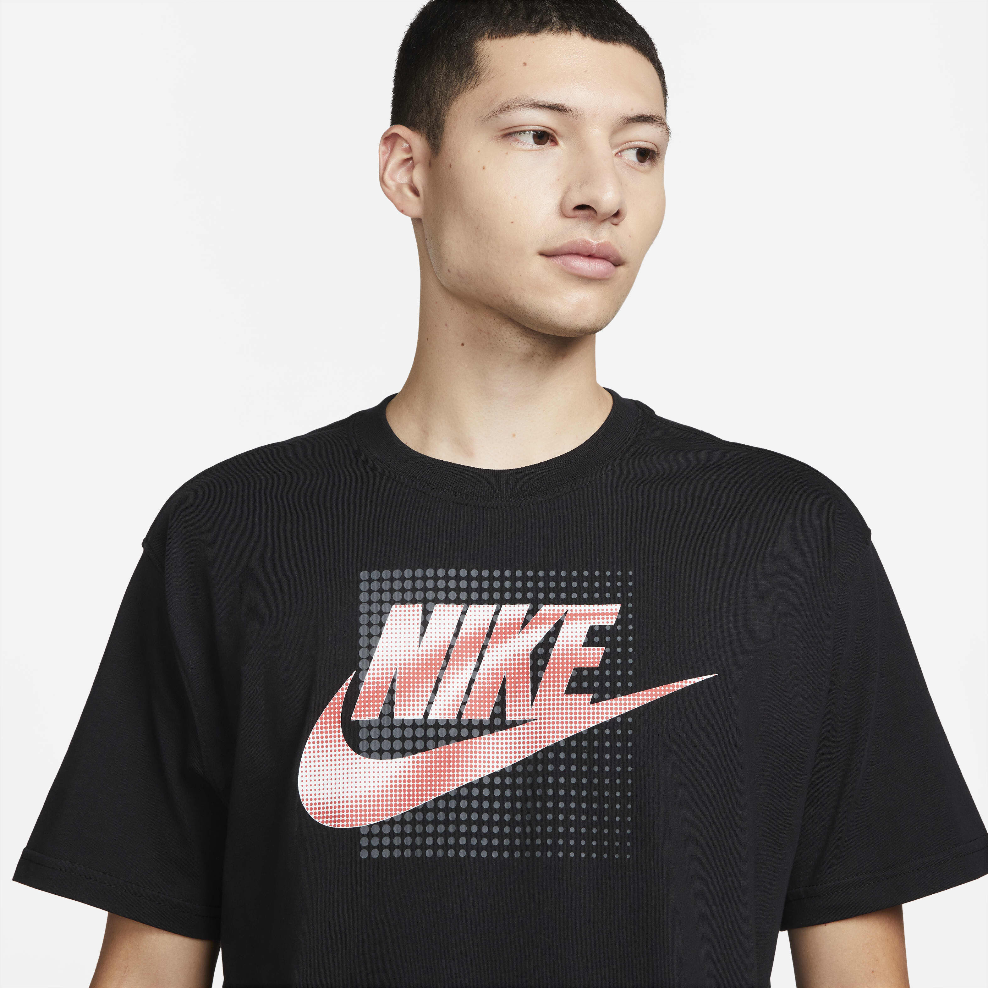 Nike Sportswear image number 2