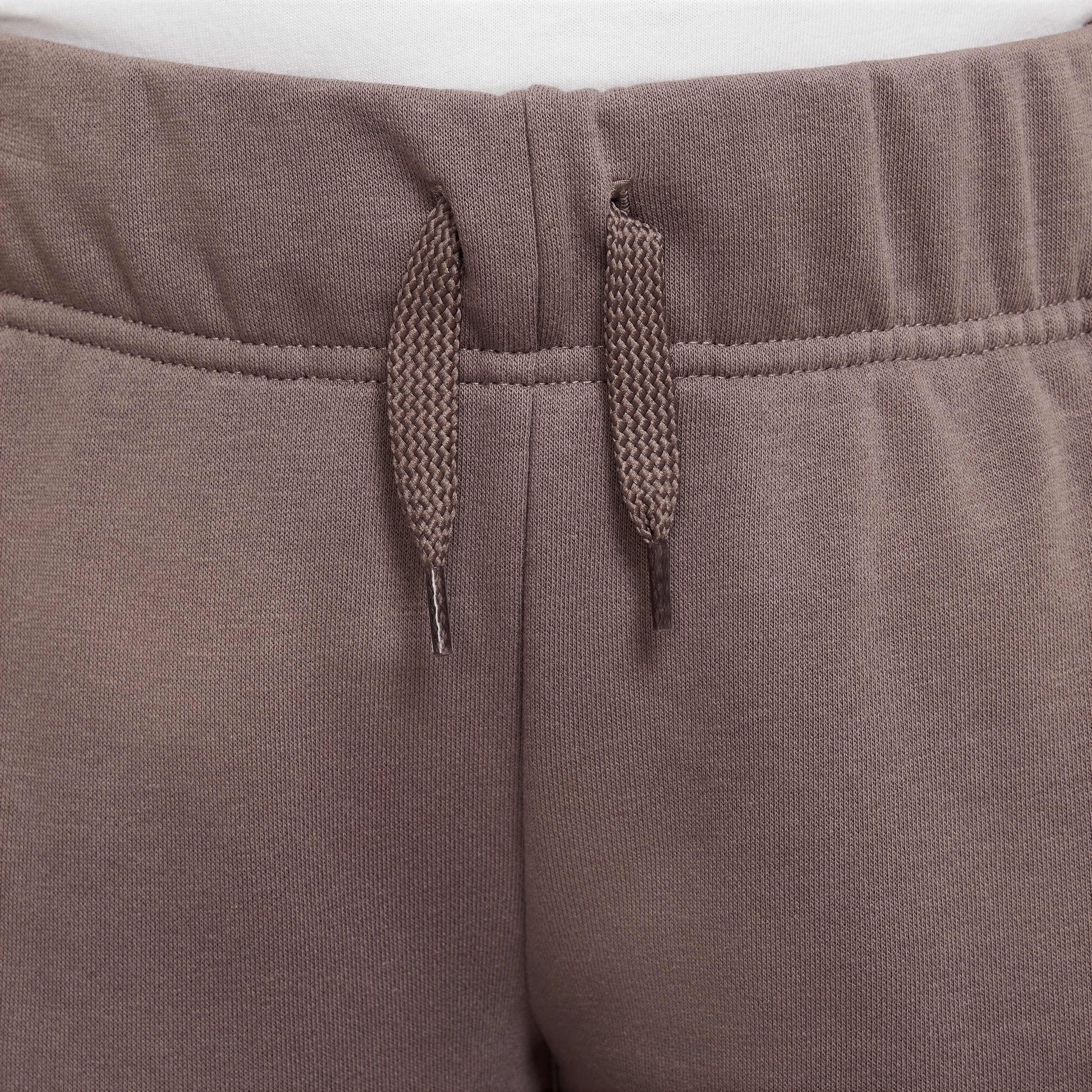 Nike Sportswear Club image number 3