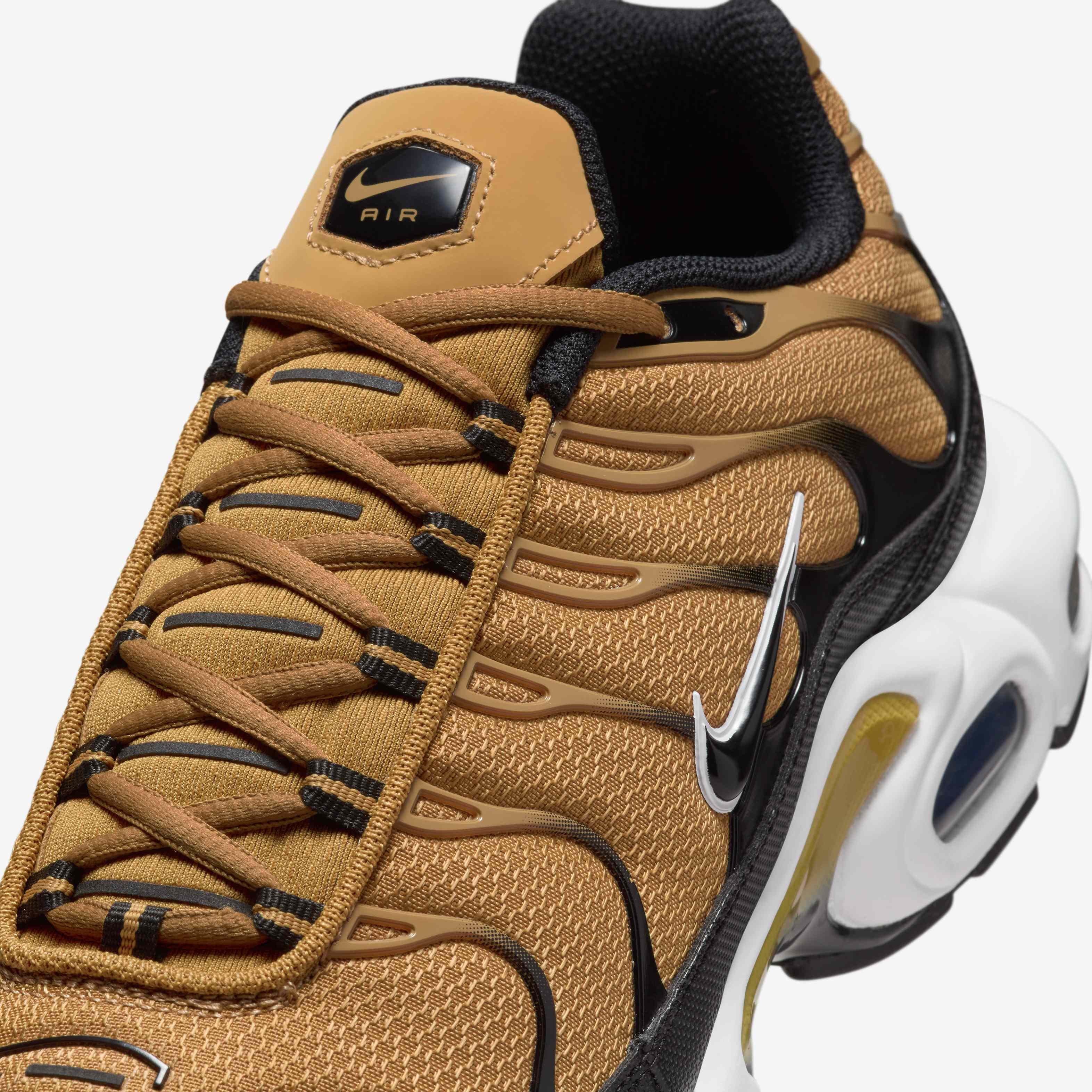 Nike Air Max Plus image number 6
