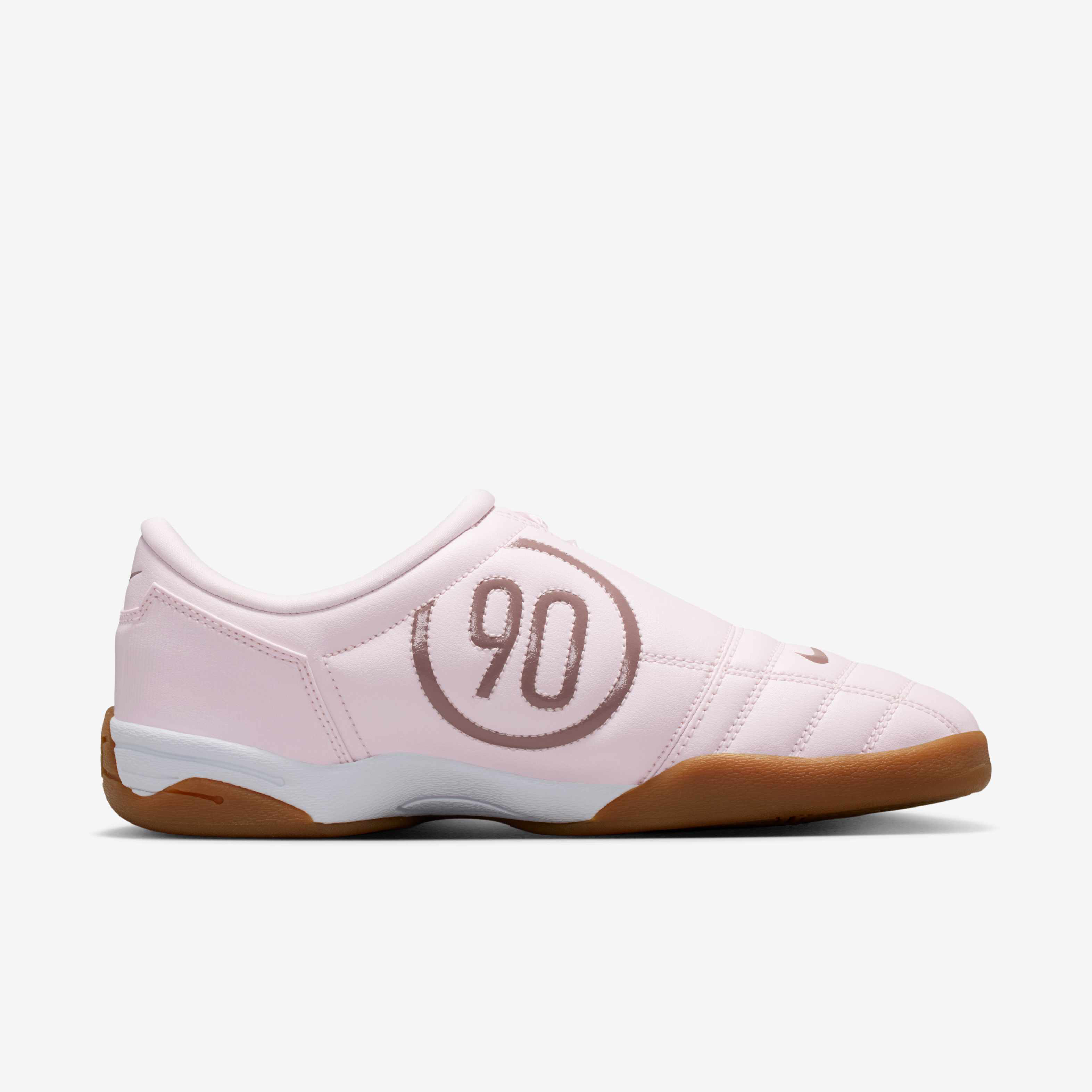 Nike Total90 image number 2