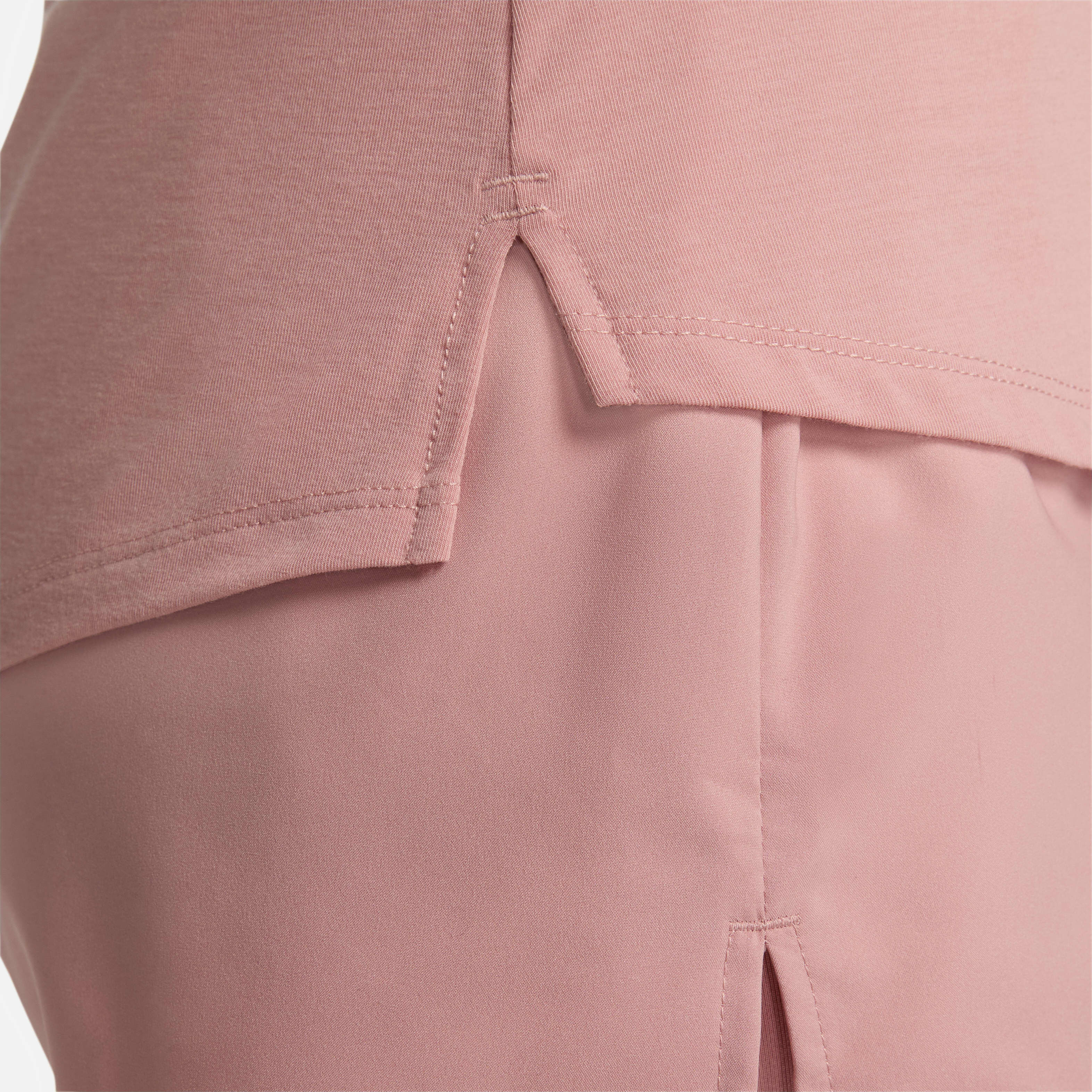 Nike Dri-FIT UV One Luxe image number 3