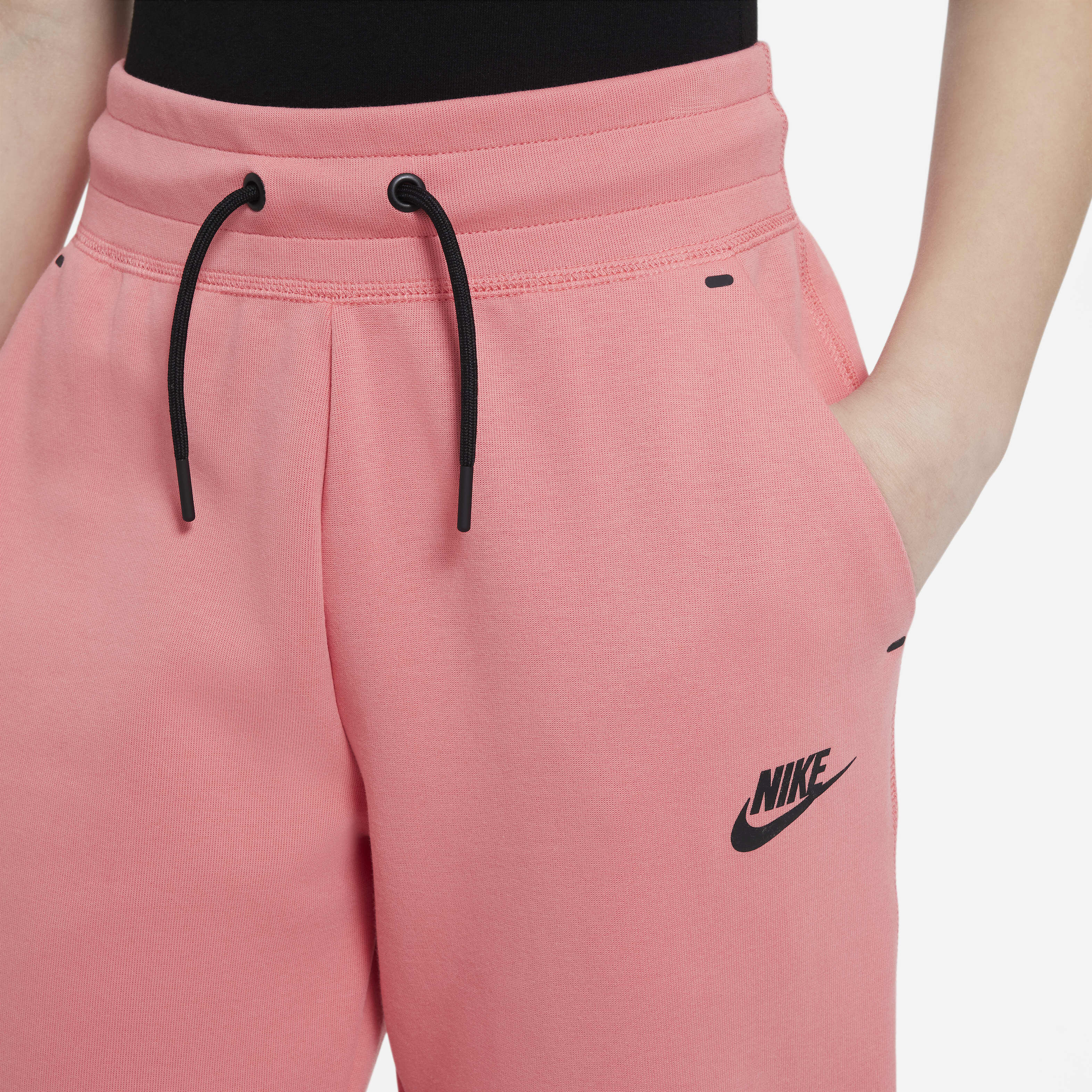 Nike Sportswear Tech Fleece image number 2