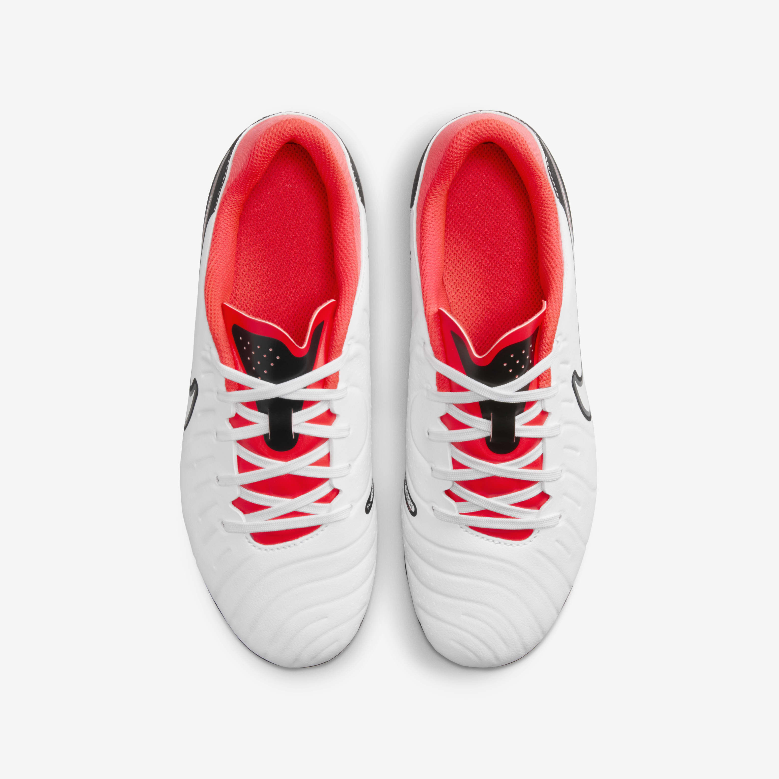Nike Jr. Tiempo Legend 10 Academy image number 3
