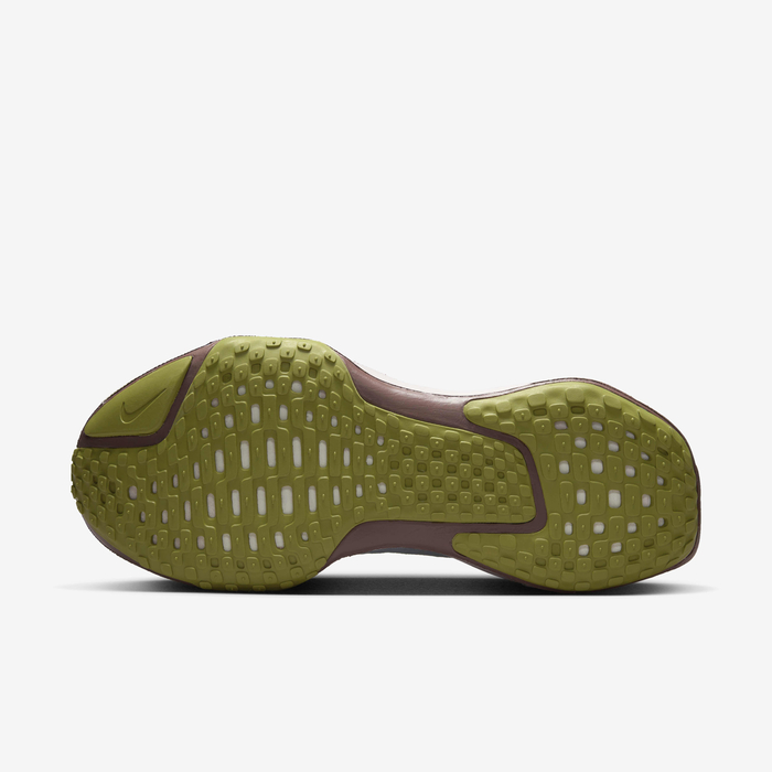 Nike Invincible 3 image number 2 Nike Invincible 3 image number 2