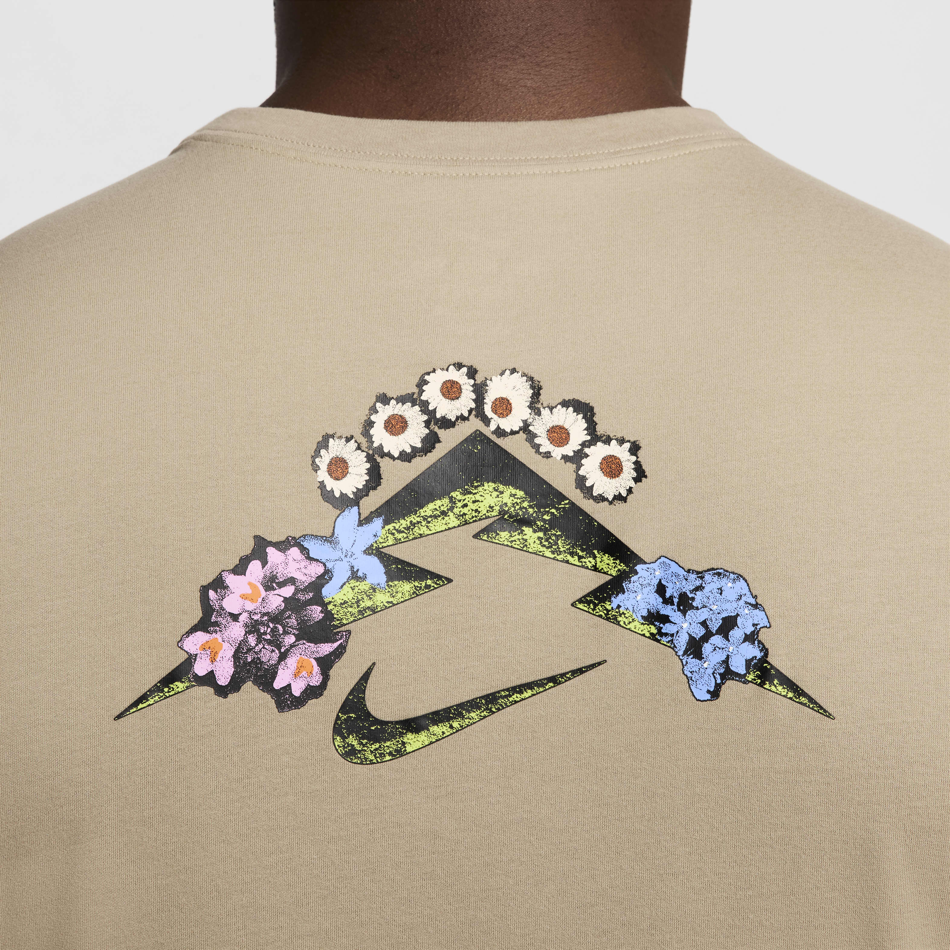 Nike flower t shirt store