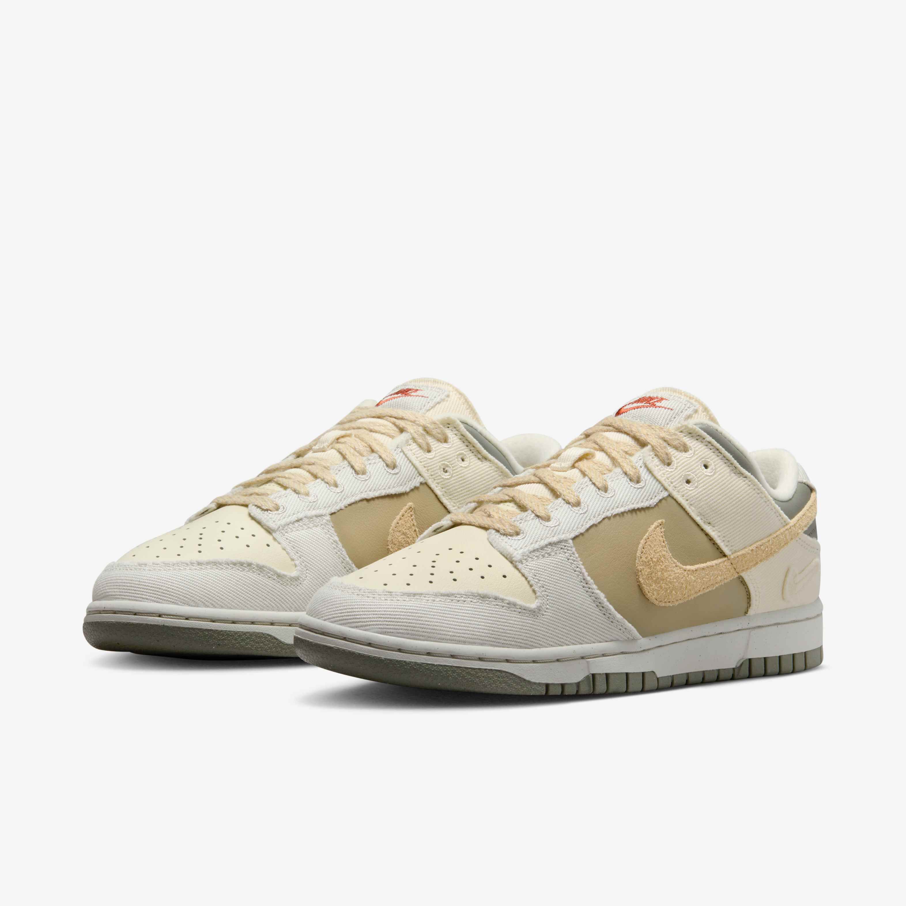 Nike Dunk Low image number 4