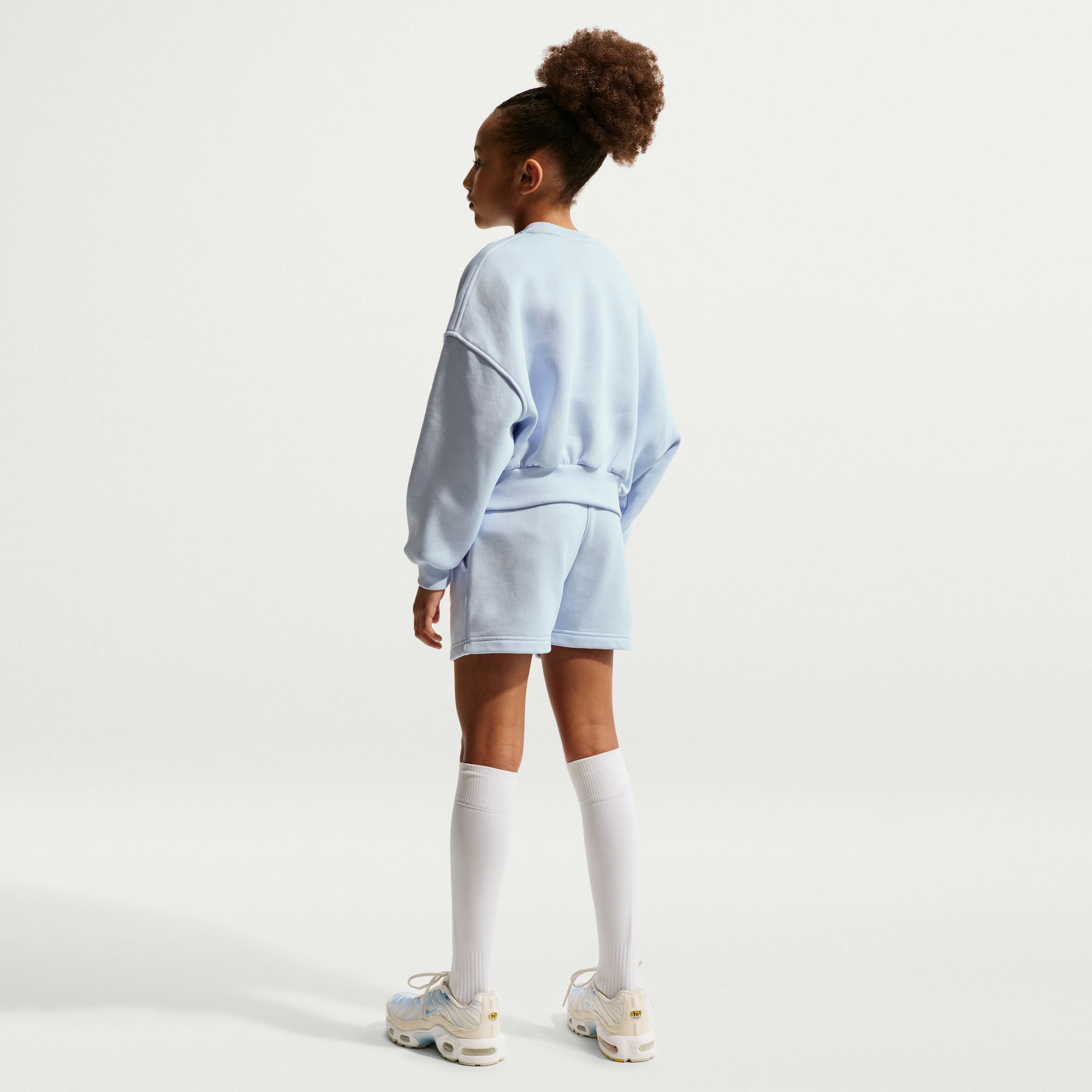 نايكي سبورتسوير كلوب فليس image number 1