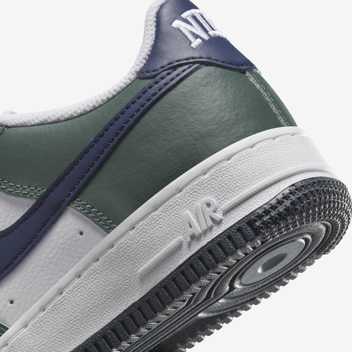 Nike Air Force 1 image number 7 Nike Air Force 1 image number 7