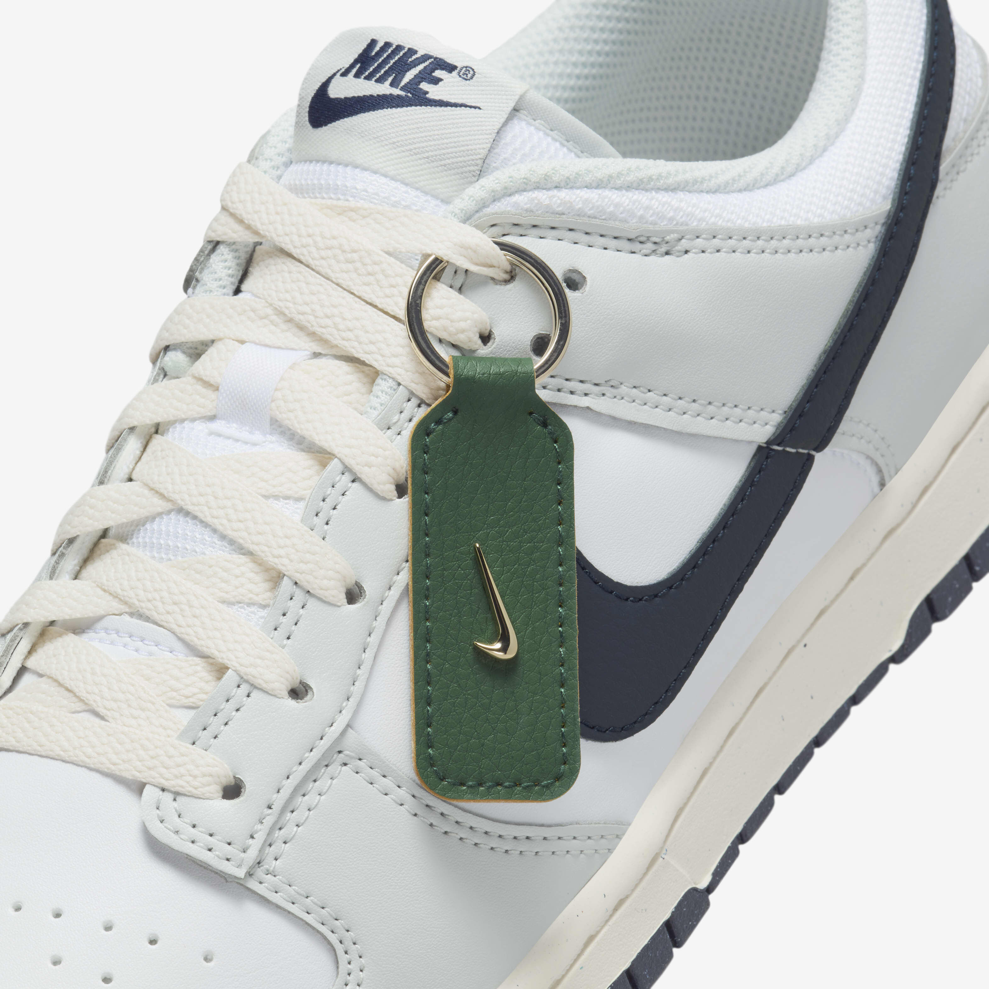 Nike Dunk Low image number 8