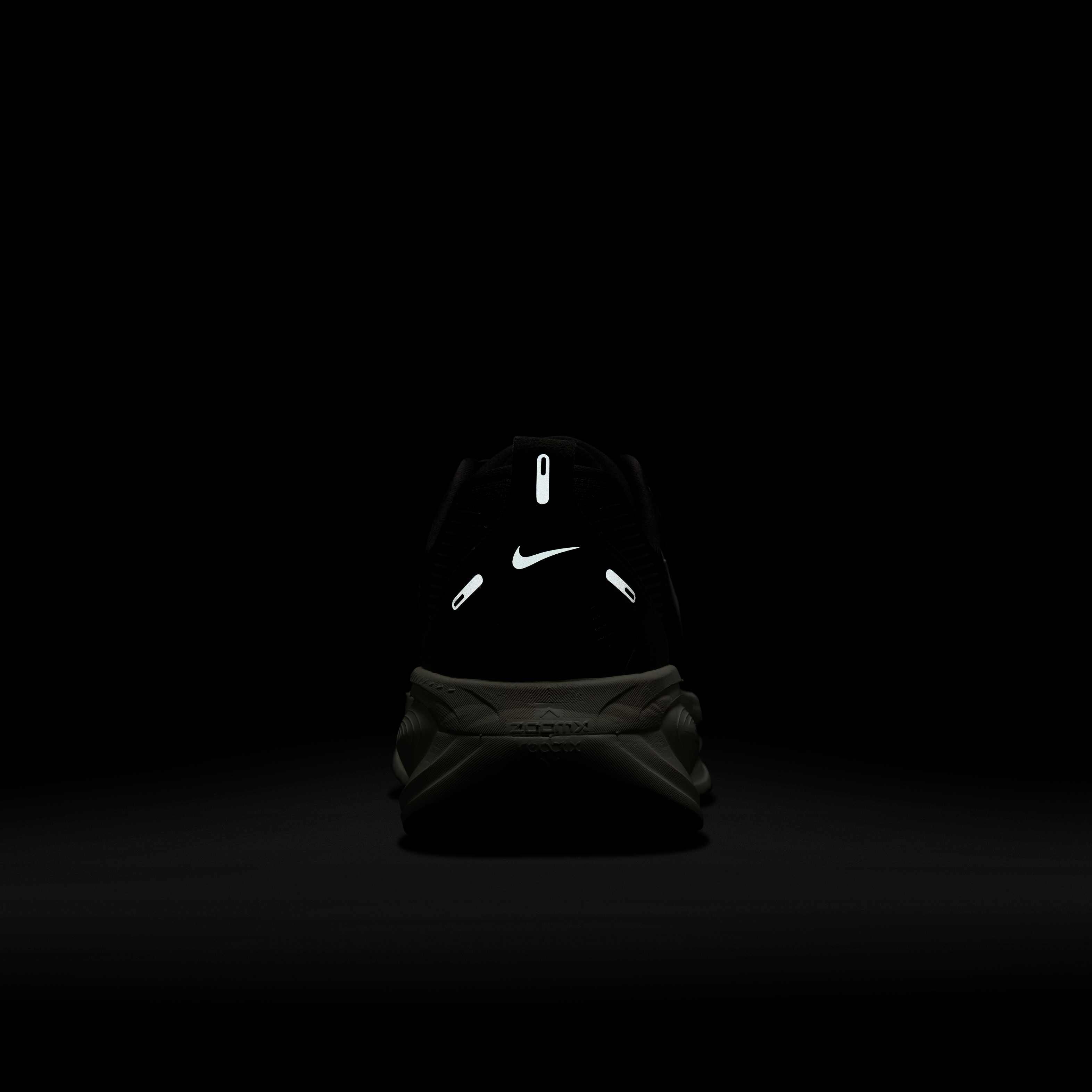 نايكي فوميرو 18 image number 8