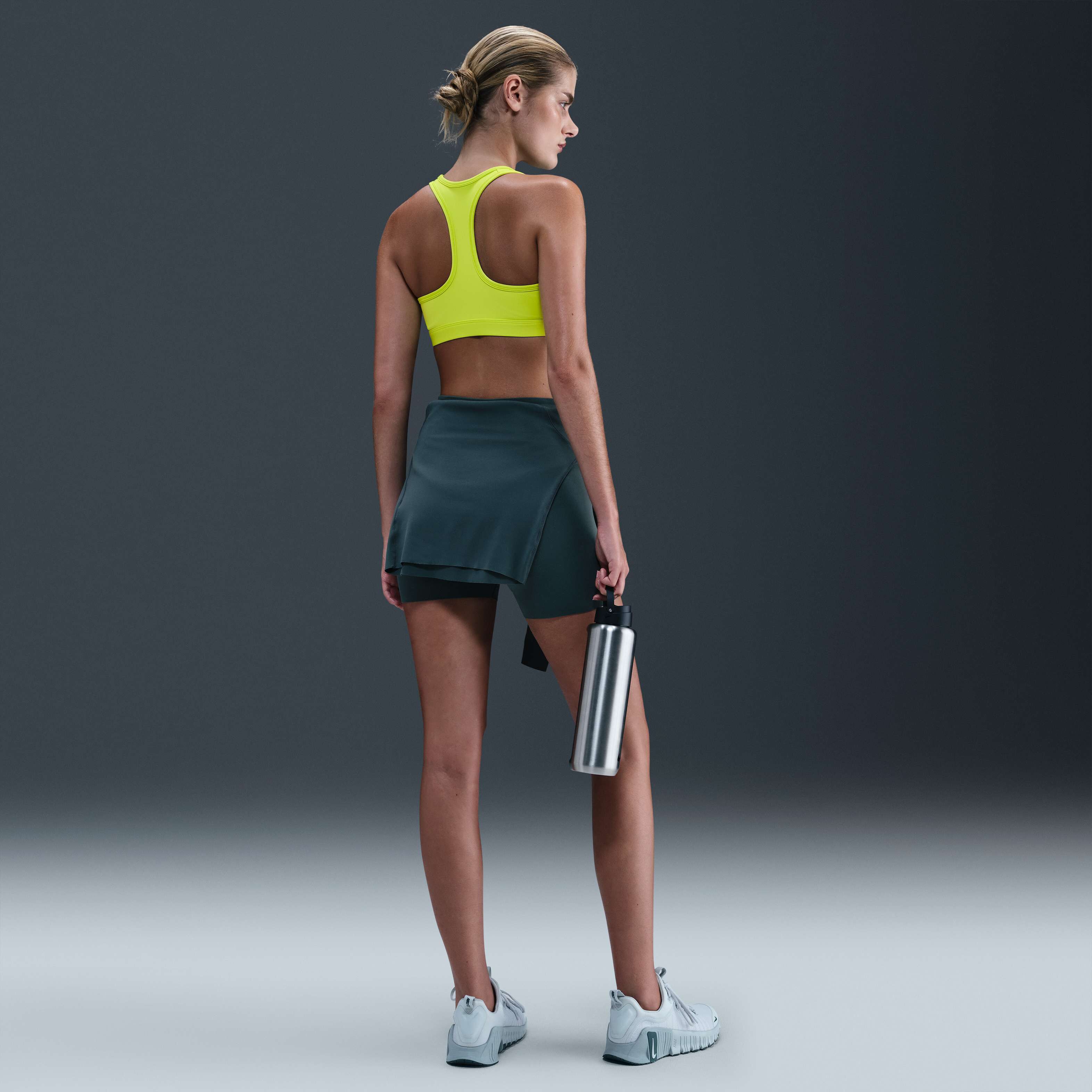 نايكي سووش بدعم متوسط image number 4