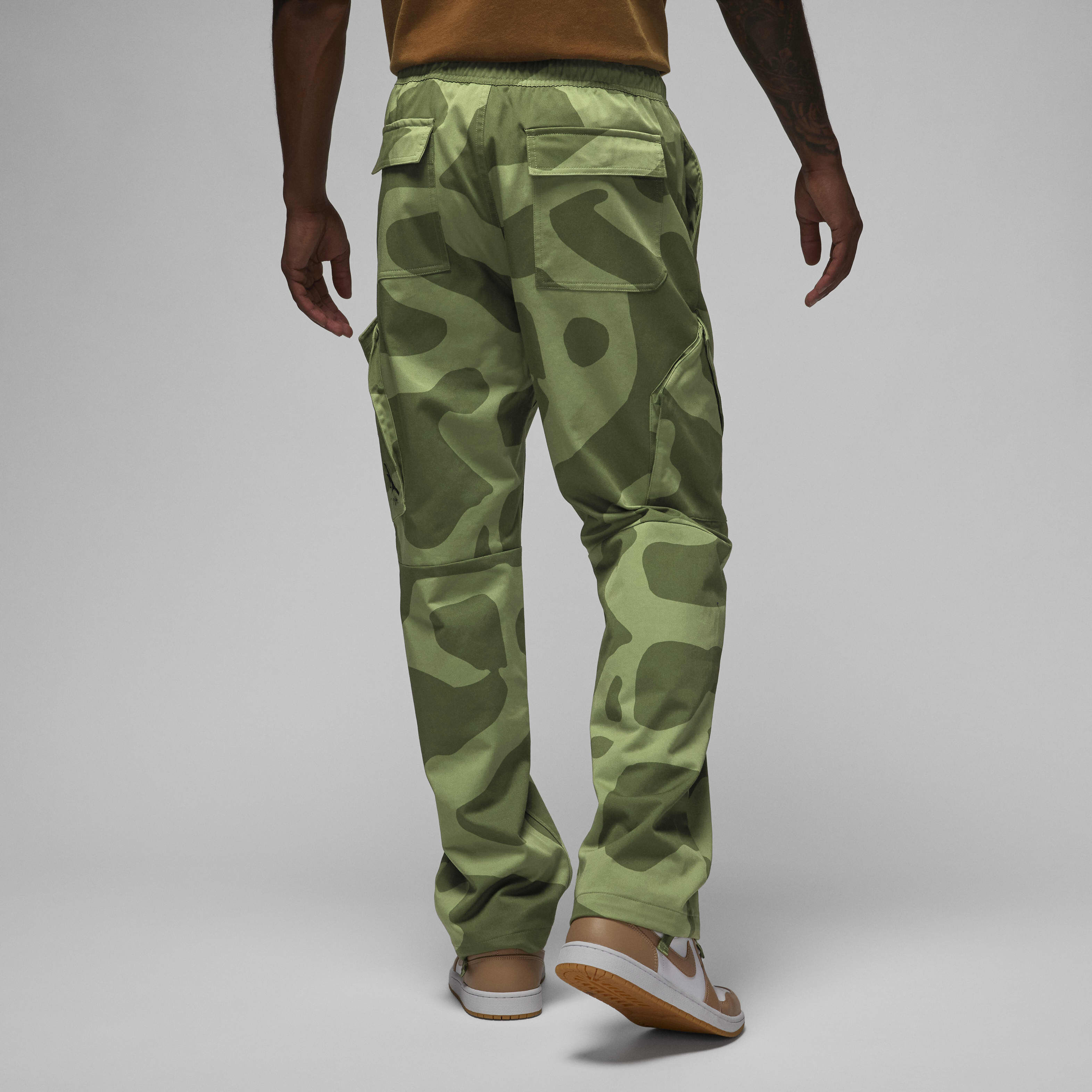 Jordan Essentials Chicago image number 1