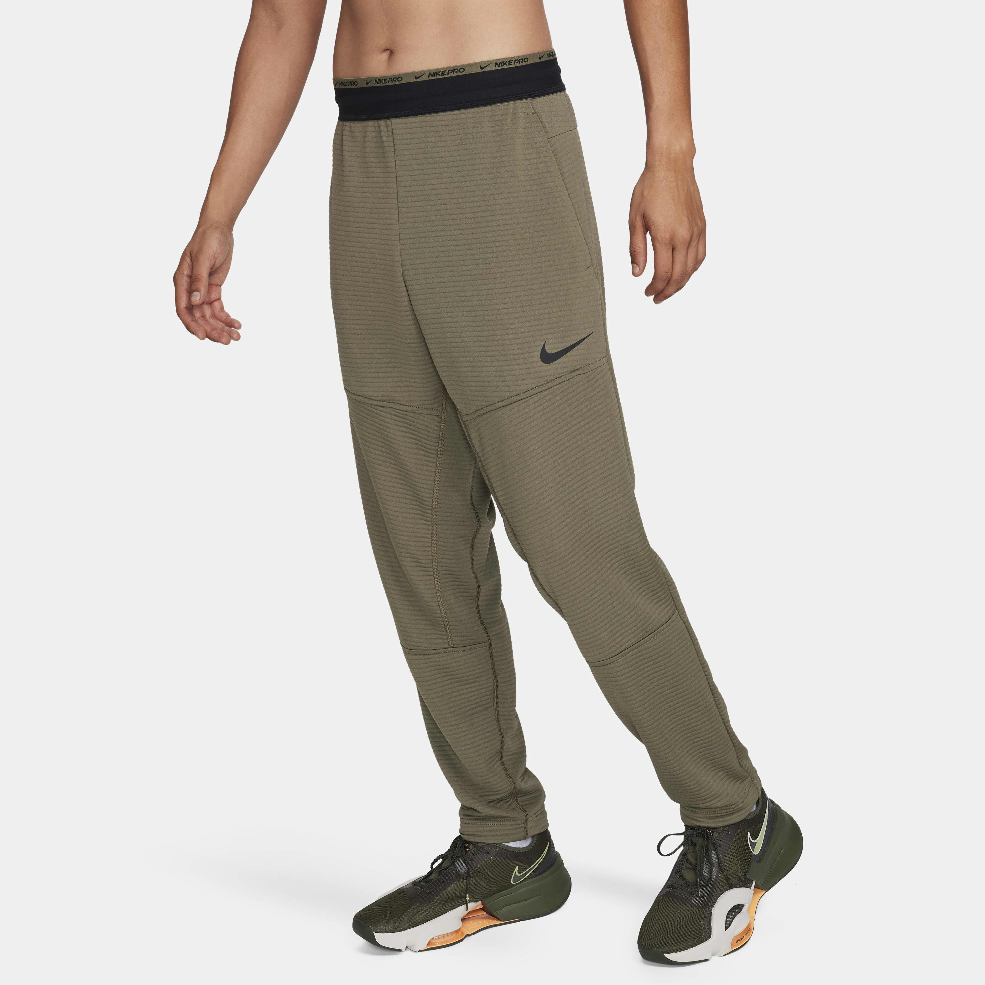 Nike slim fit pants shop