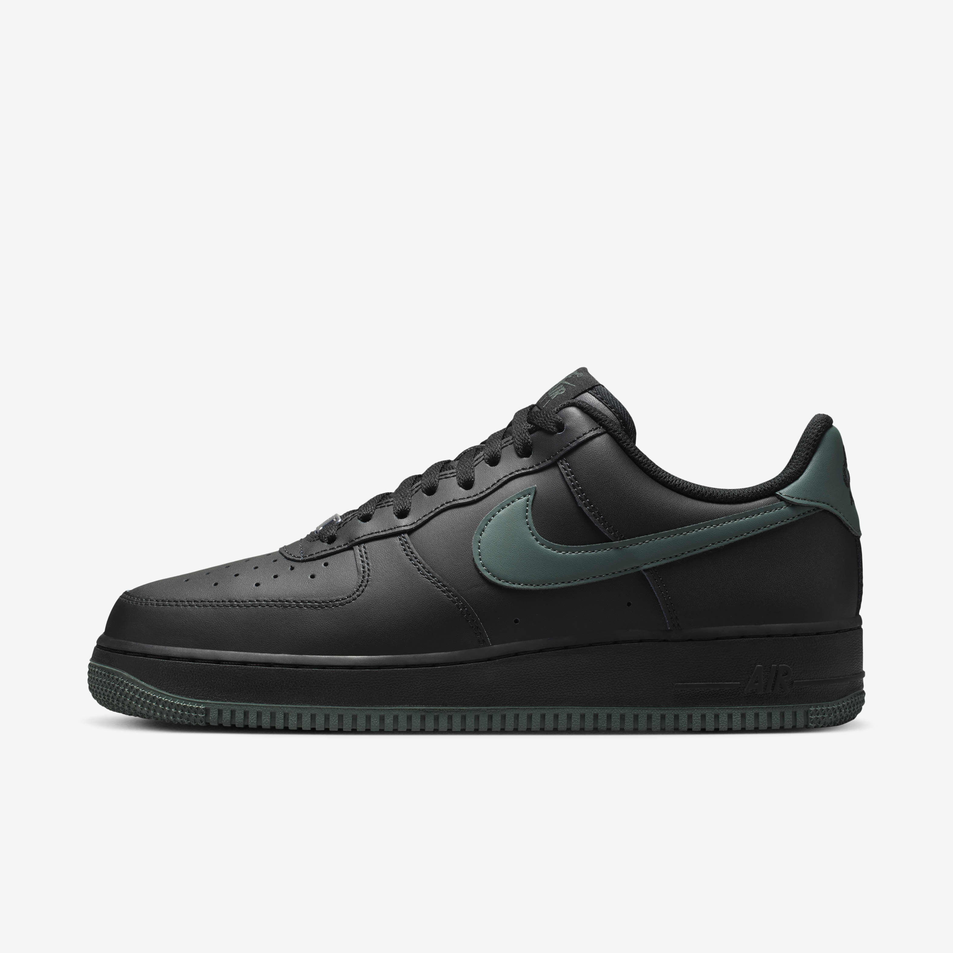 Buy Nike Air Force 1 07 Men s Shoes Nike Kuwait Official