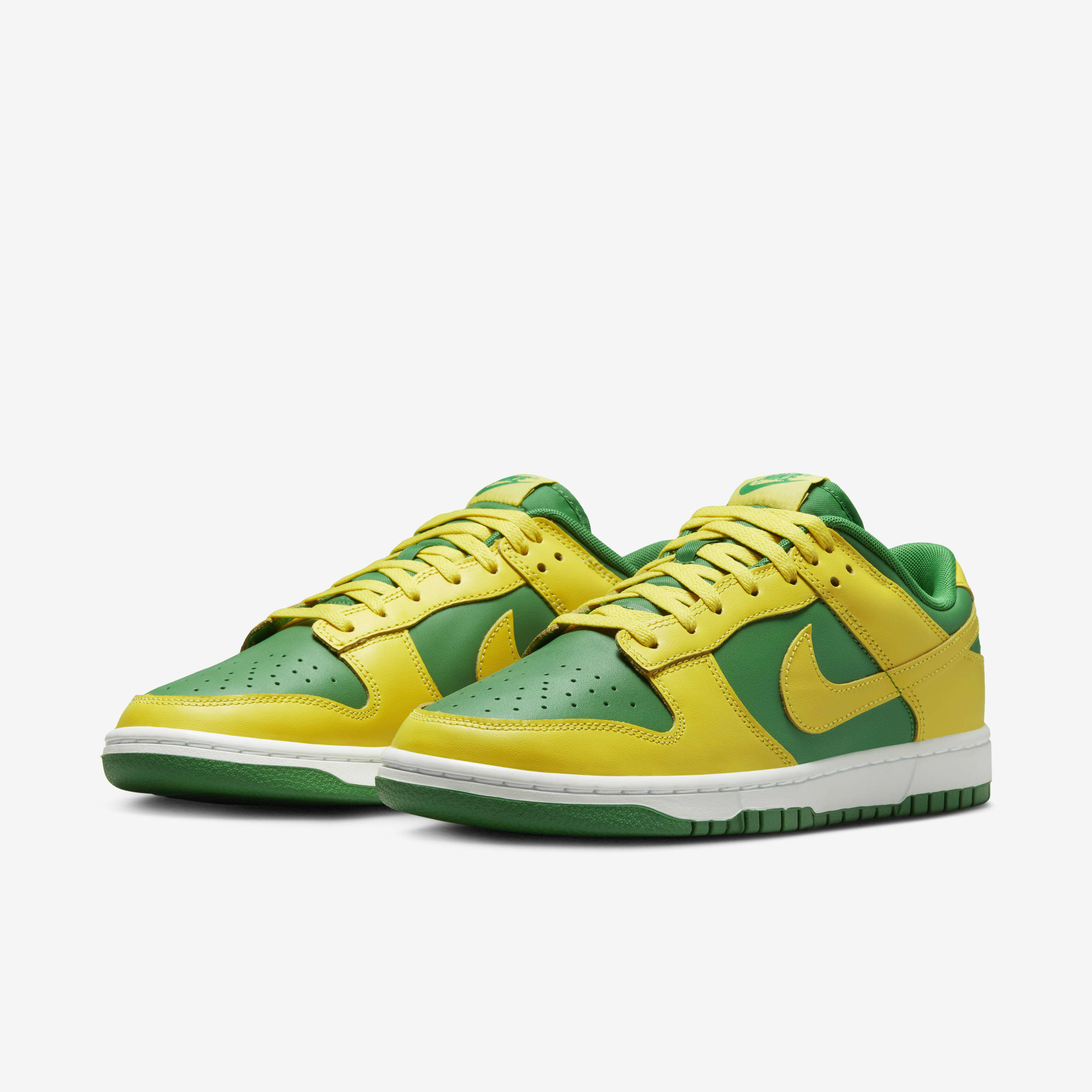 Nike Dunk Low Retro image number 4