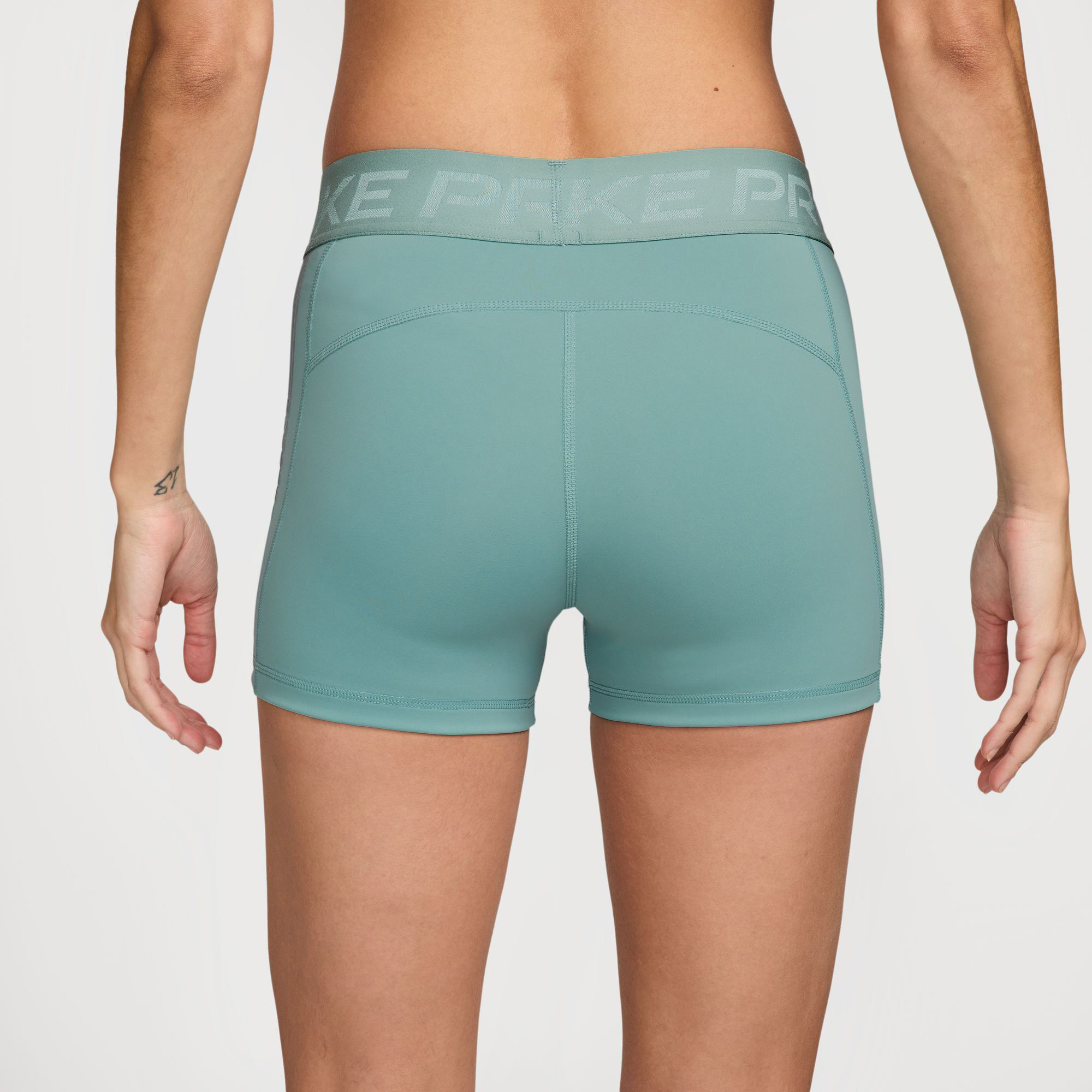 Nike Pro image number 1