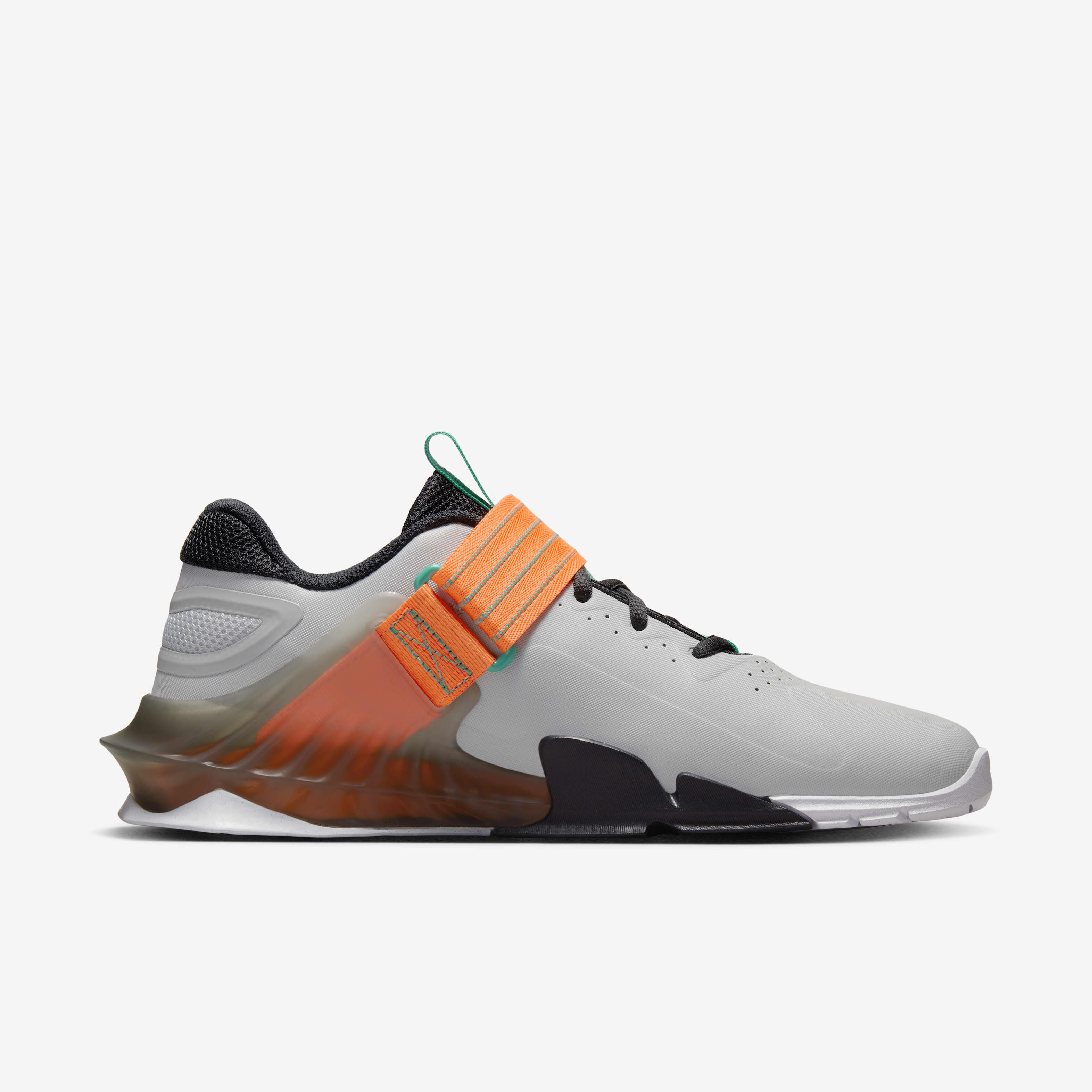 Nike Savaleos image number 2