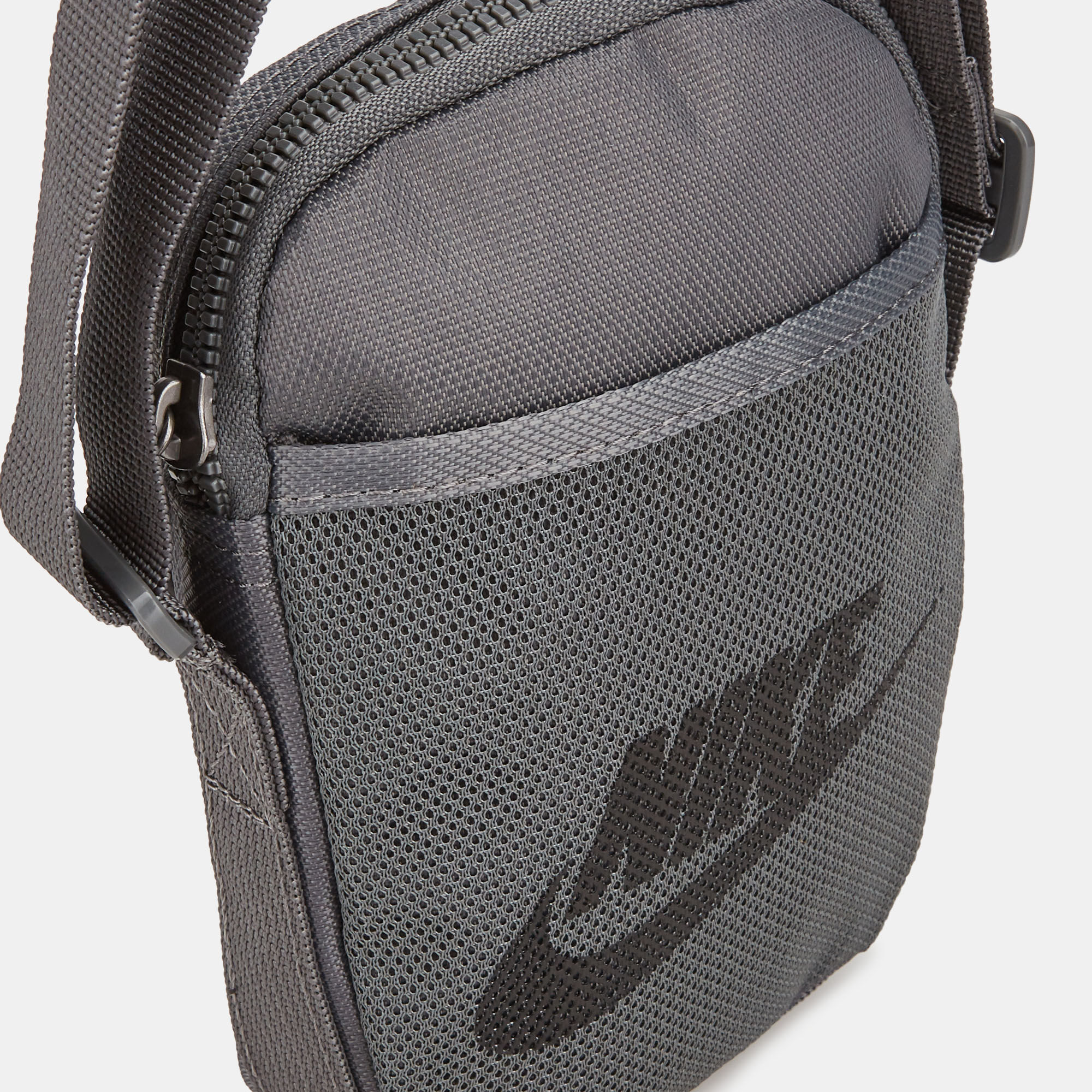 Heritage Cross-body Bag (Small) image number 3