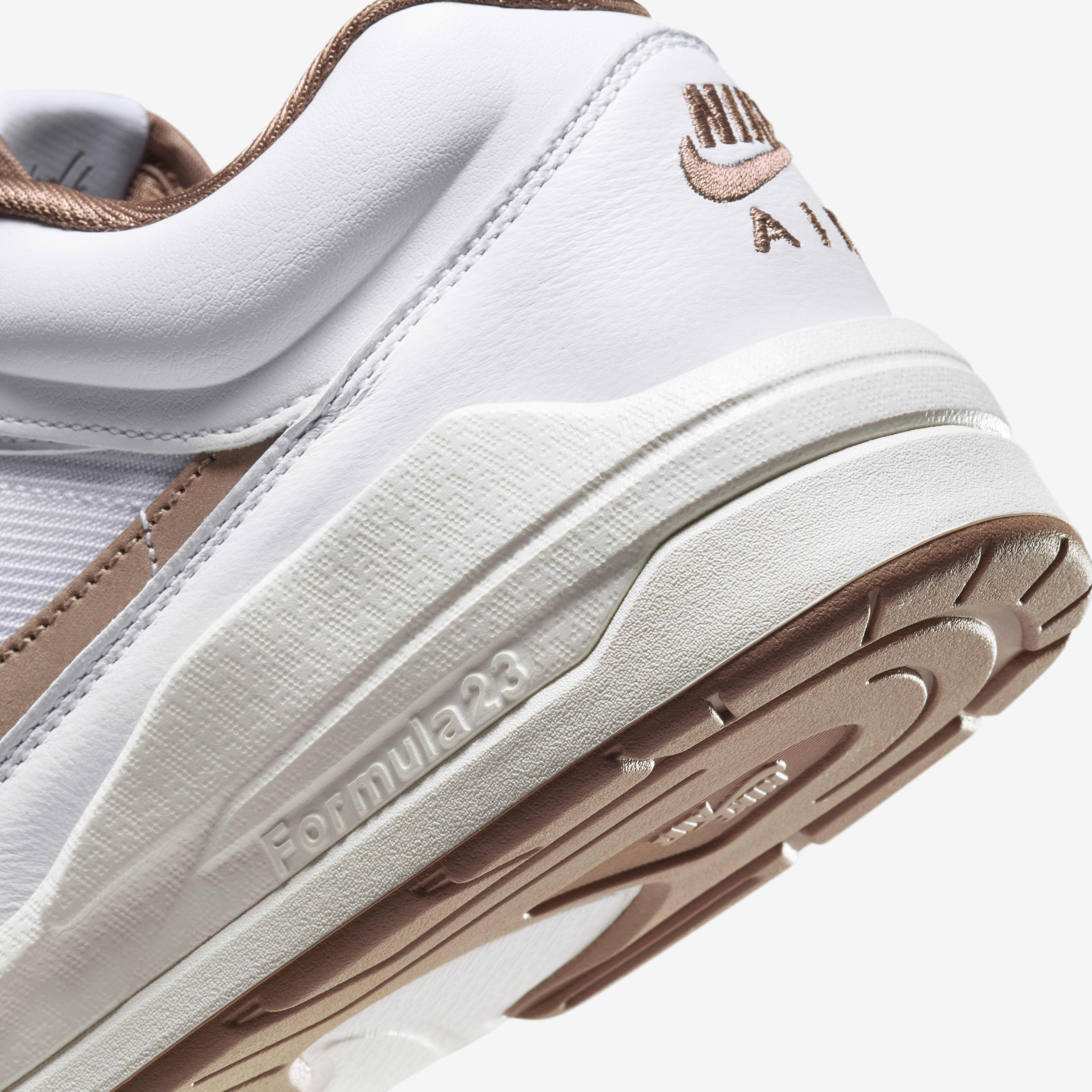 Stadium nike sneakers deals