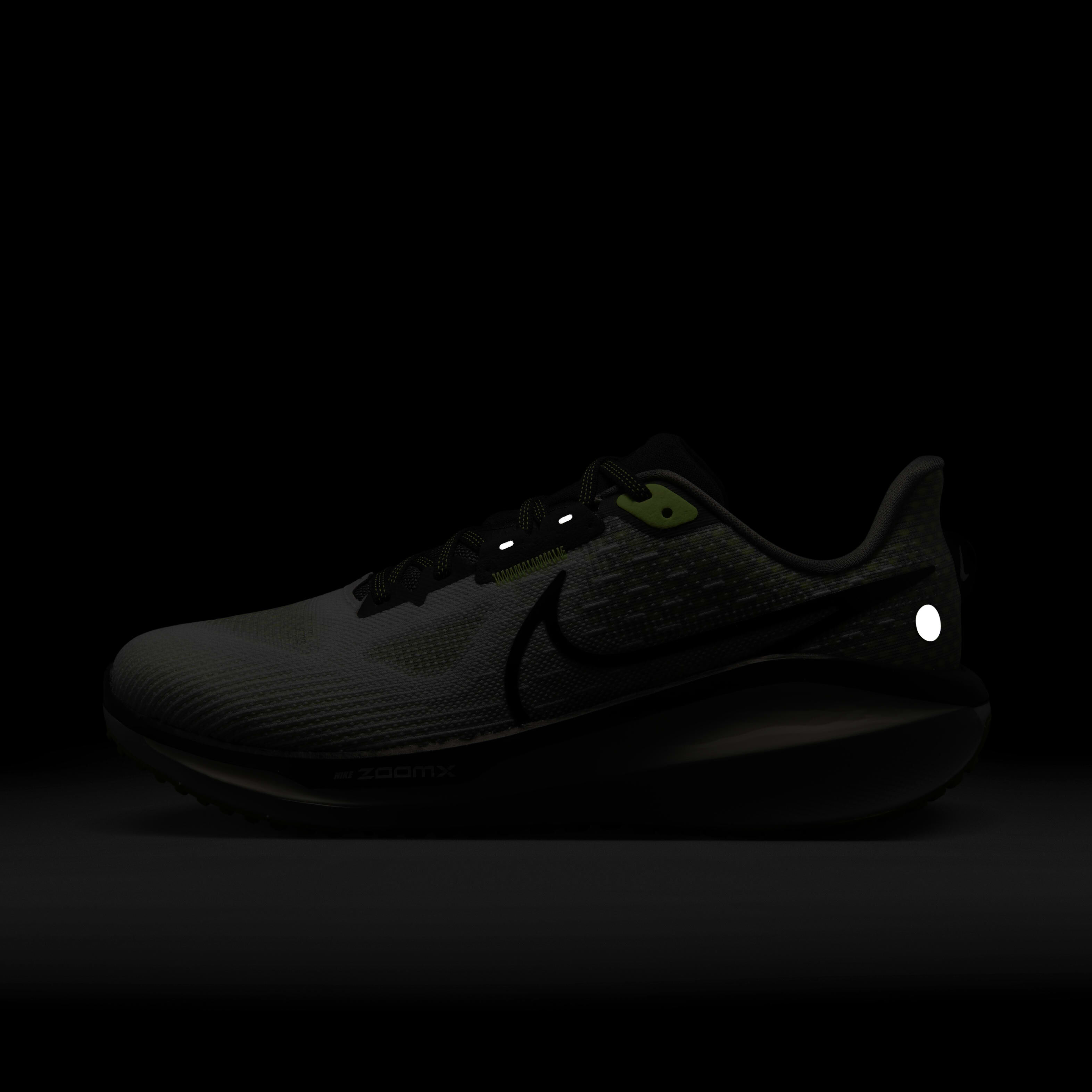 Nike Vomero 17 image number 10