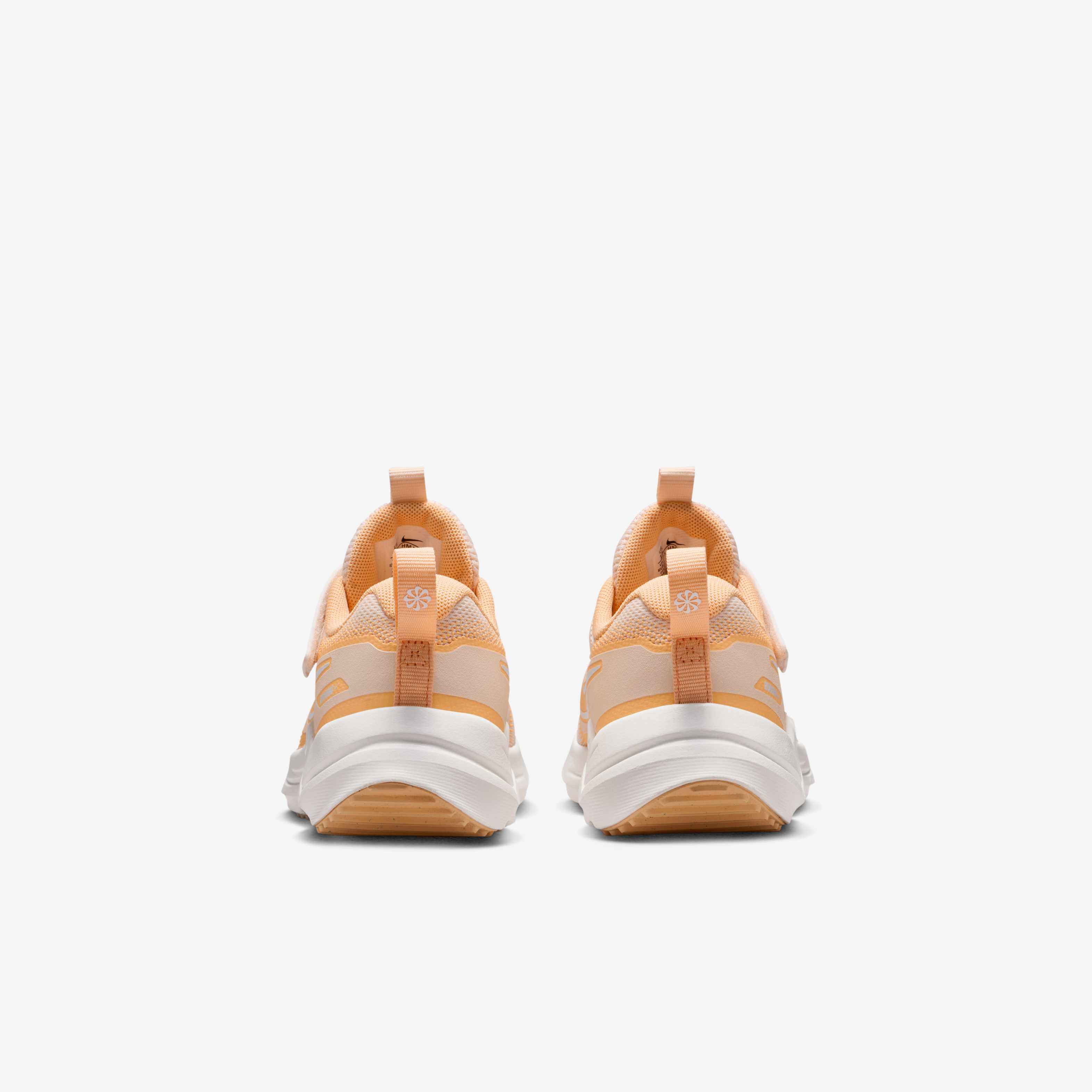 Nike Cosmic Runner image number 5