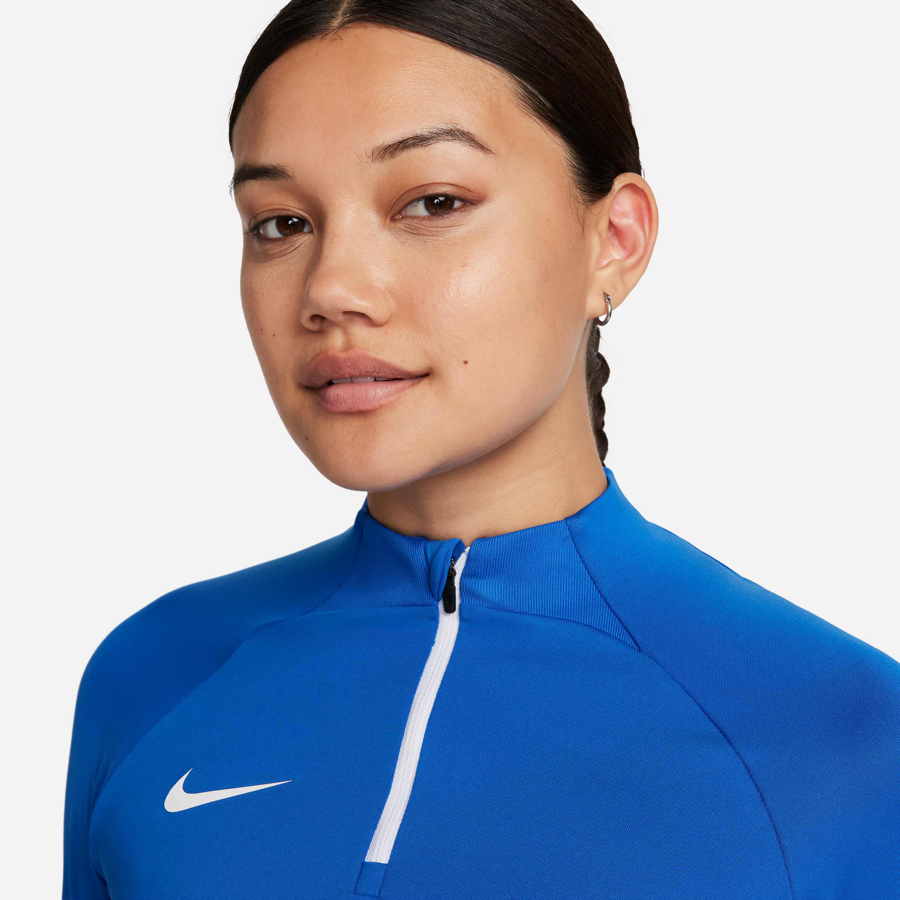 Nike Dri-FIT Strike image number 2