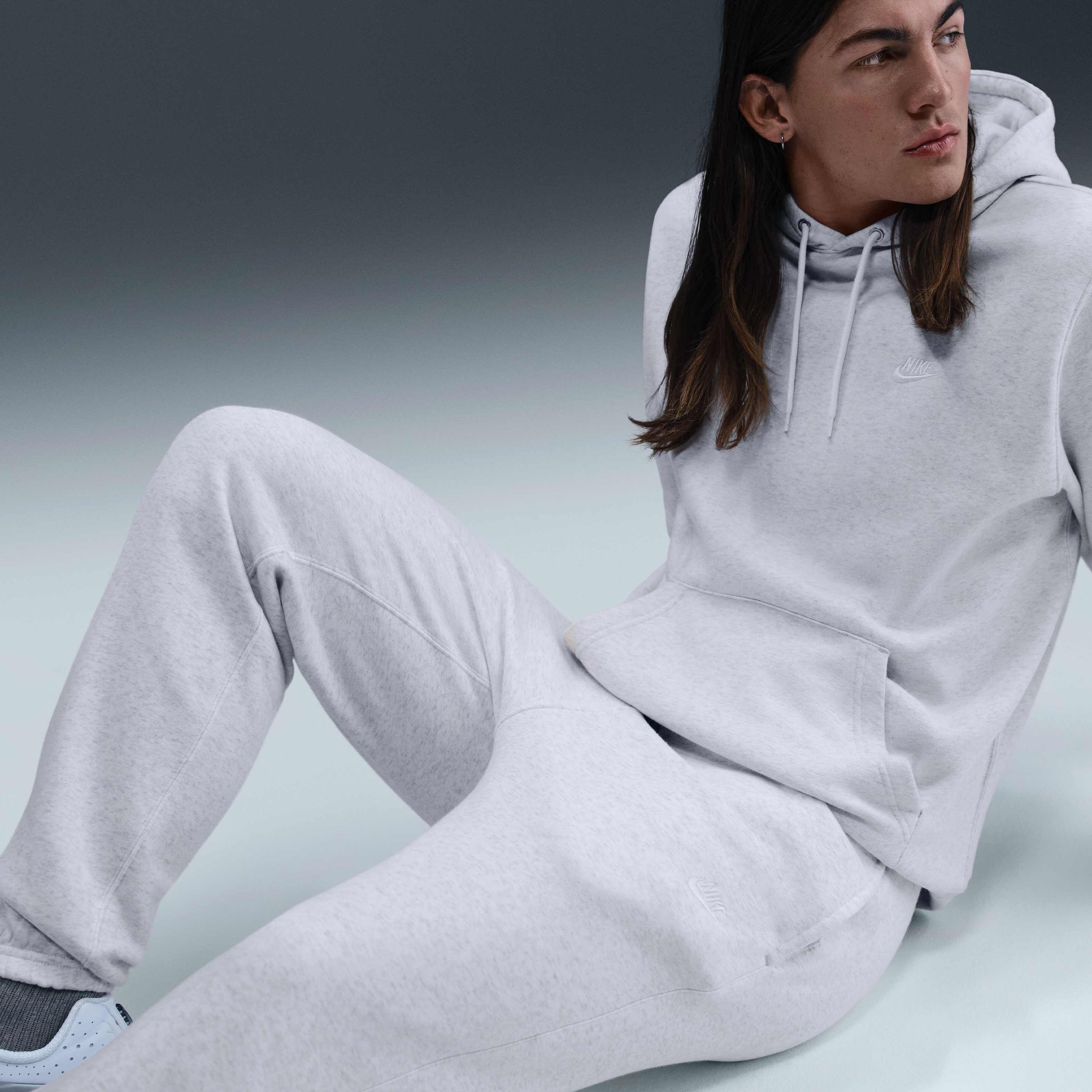 Nike Club image number 4