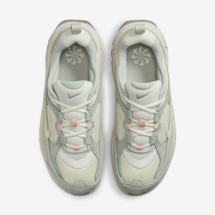 Nike Air Max Bliss Next Nature image number 3 Nike Air Max Bliss Next Nature image number 3