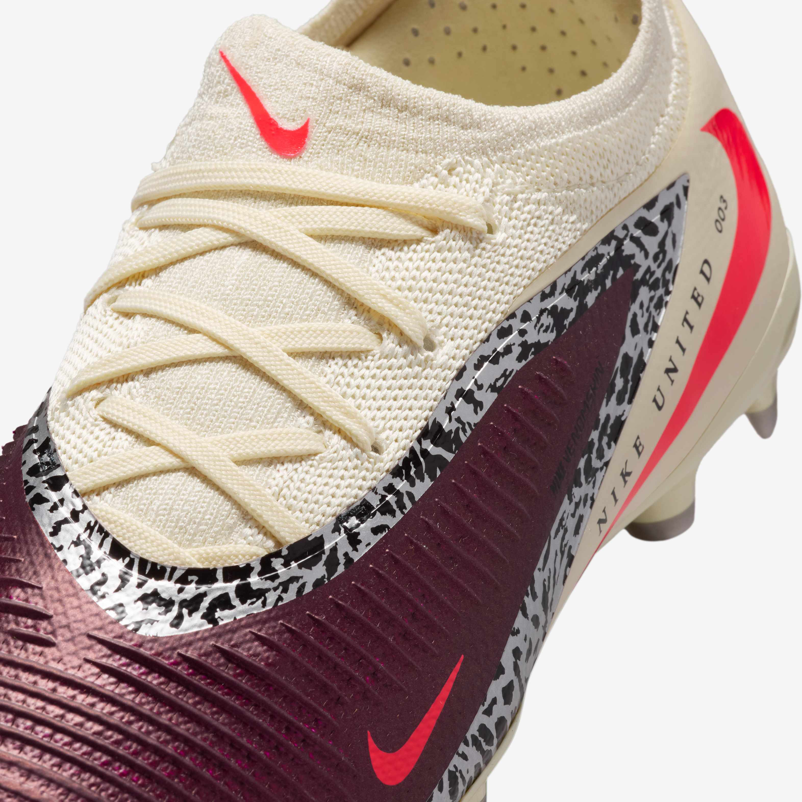 Nike United Jr Phantom 6 Low Pro image number 7