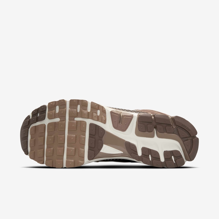 Nike Zoom Vomero 5 image number 1 Nike Zoom Vomero 5 image number 1