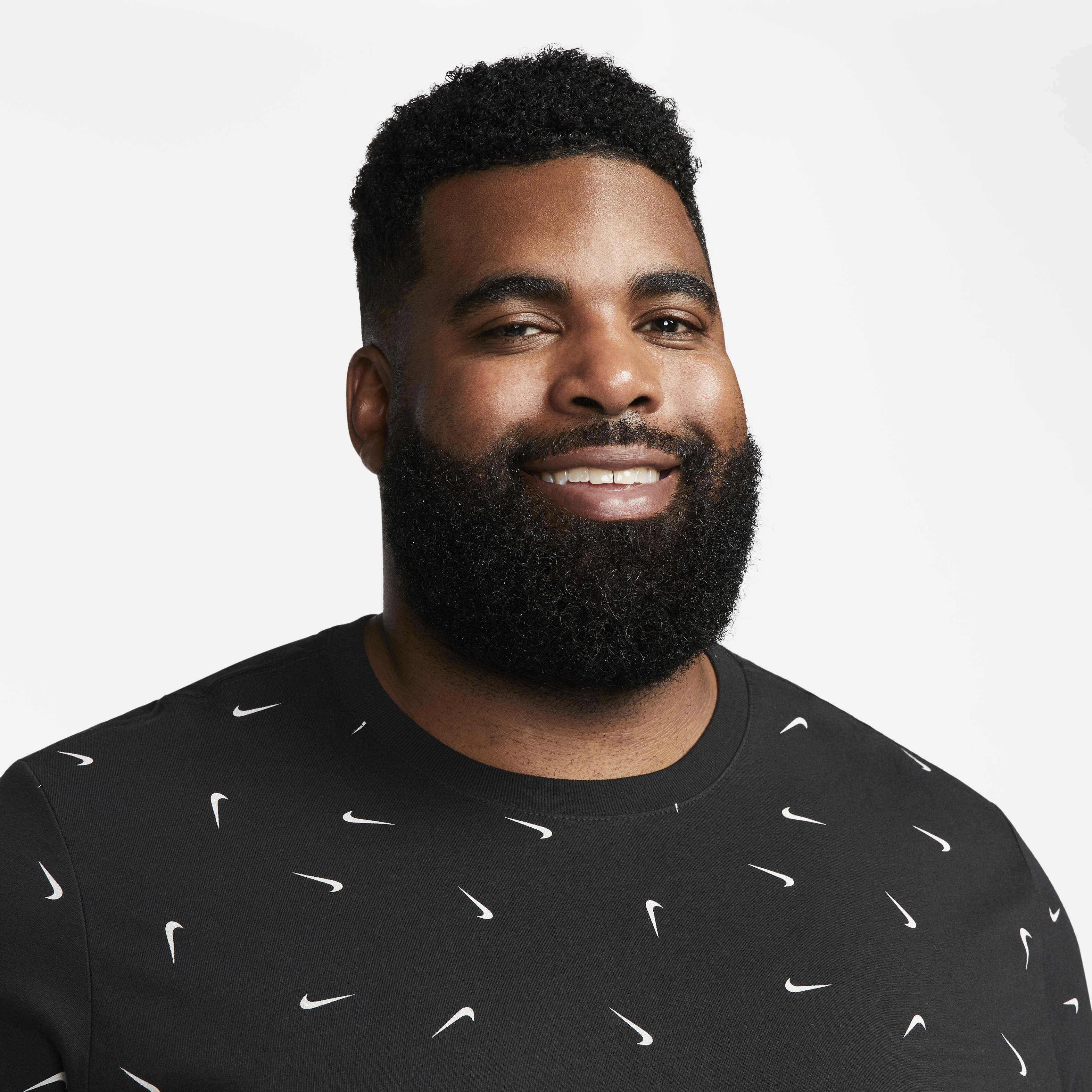 تيشيرت سبورتسوير كلوب اول اوفر برينت للرجال image number 6