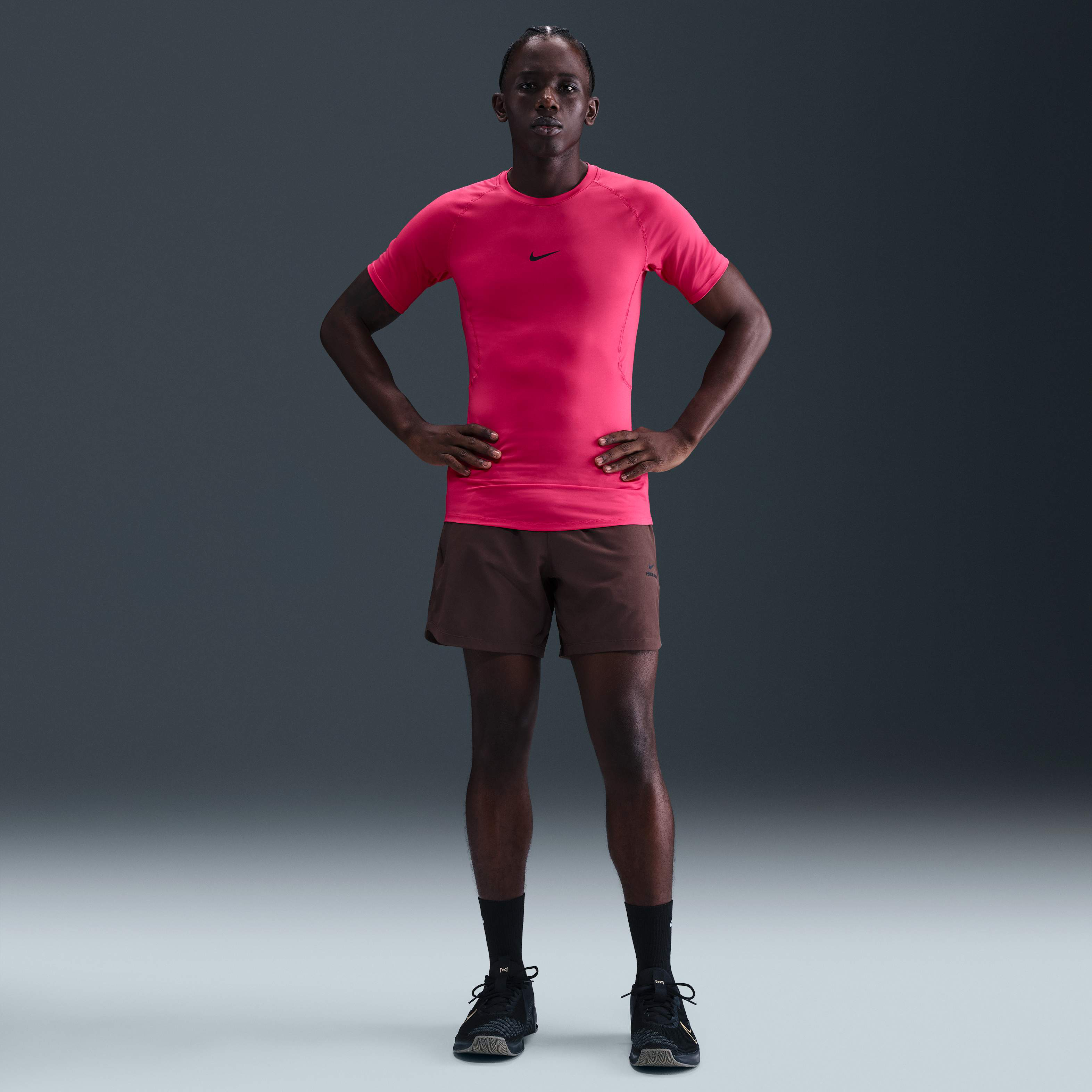 Nike Pro image number 3